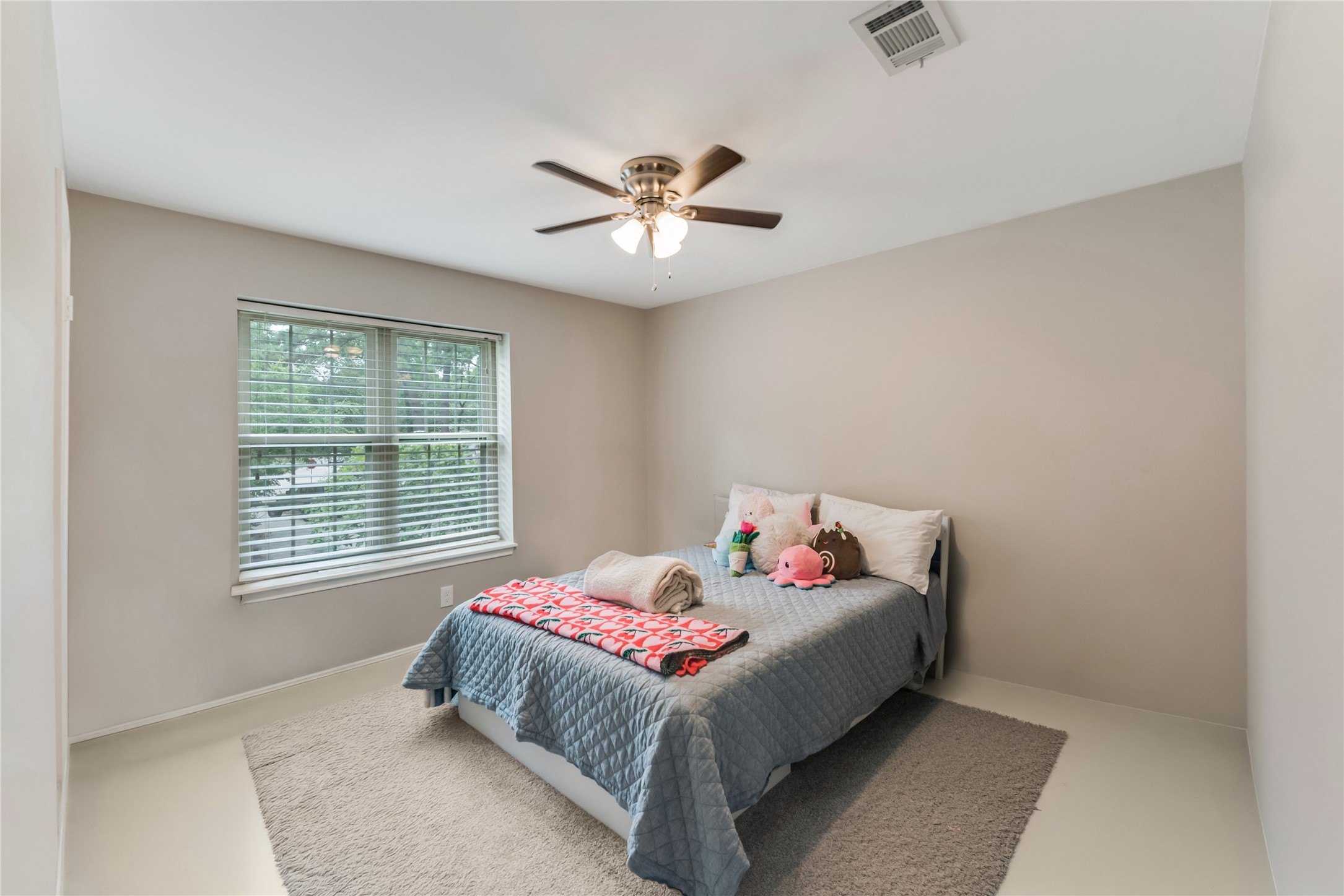2 Summer Morning Court Property Photo 23