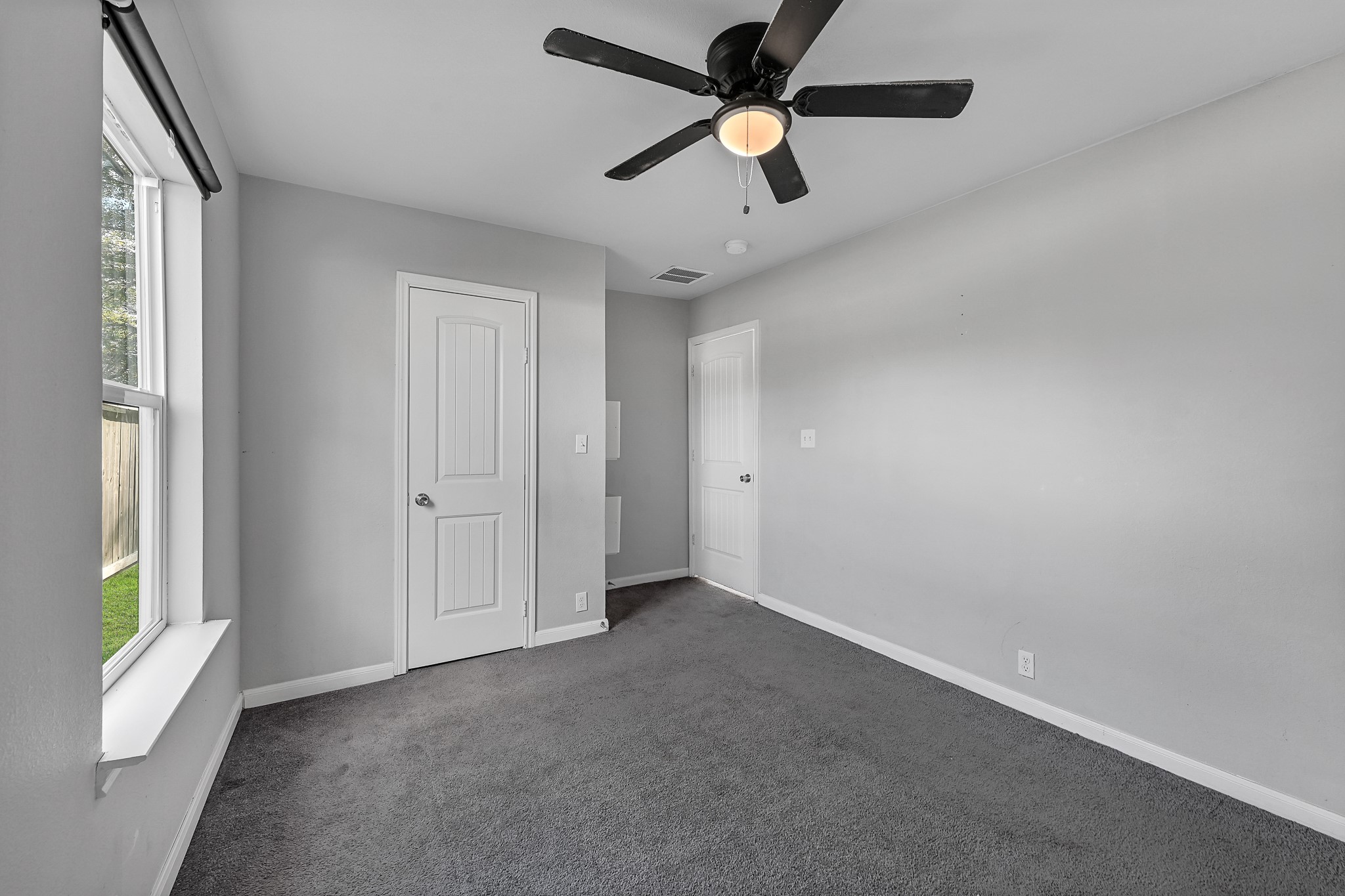 6705 Sherwood Drive Property Photo 5