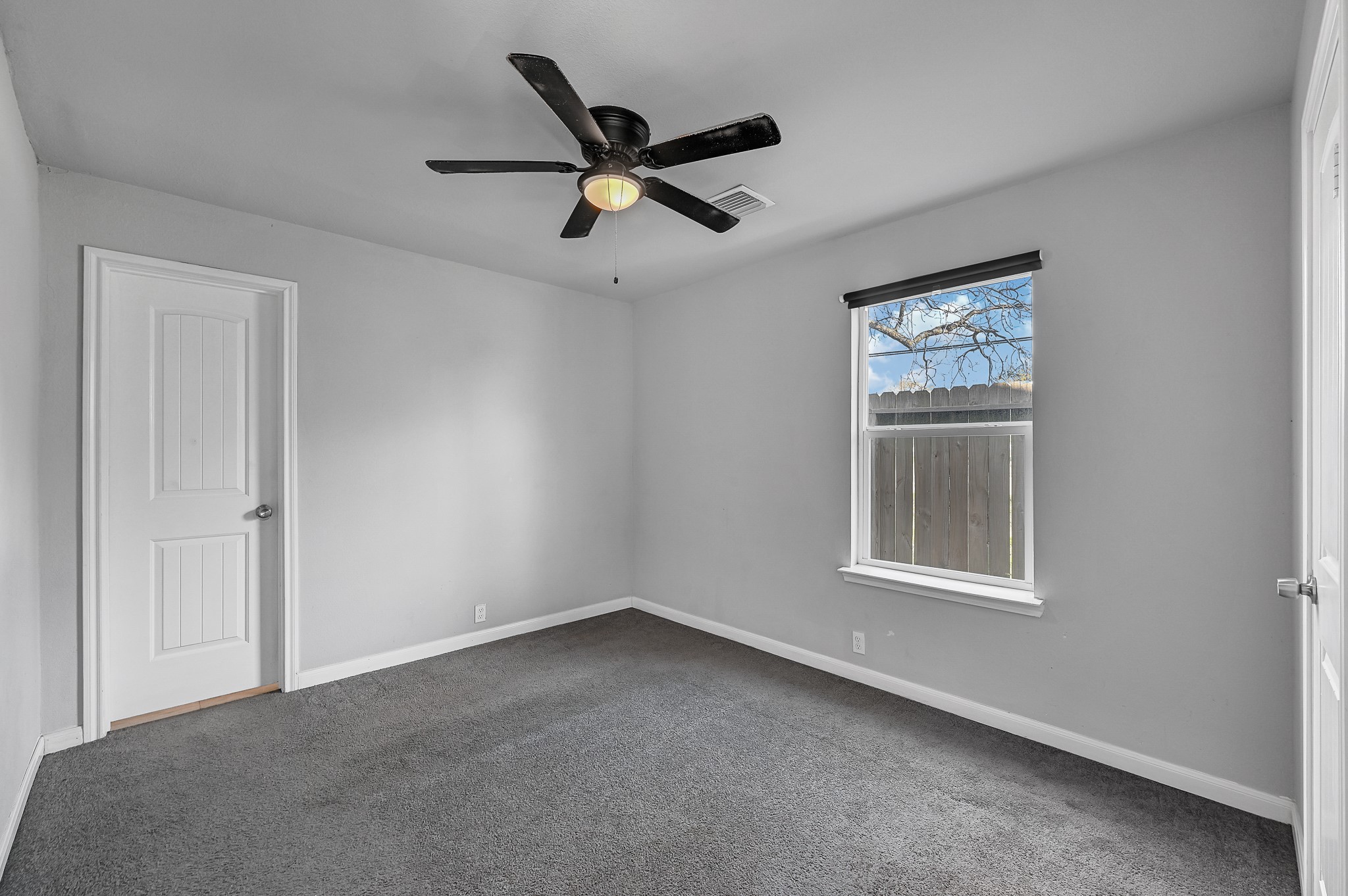 6705 Sherwood Drive Property Photo 6