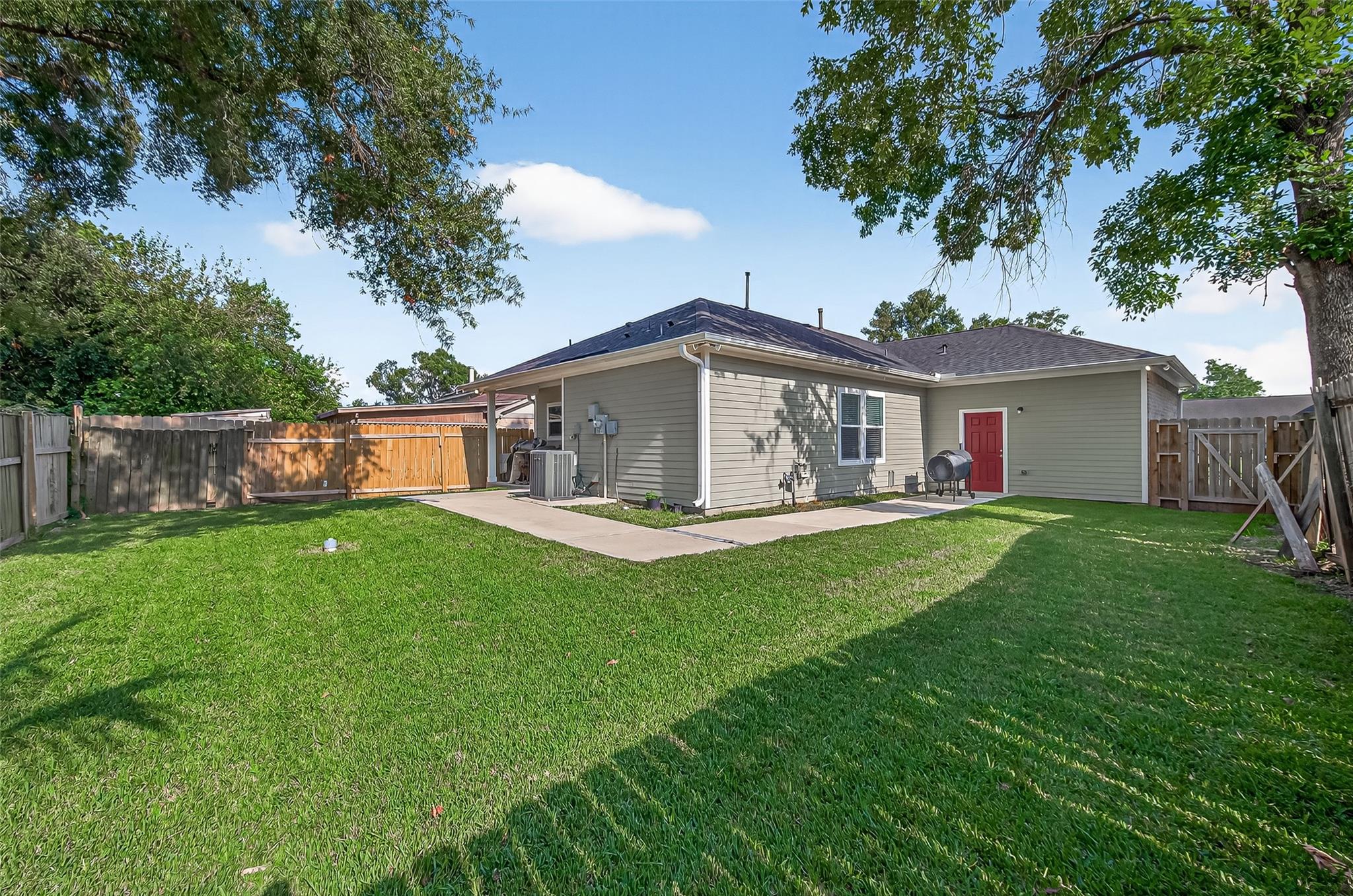12914 Bamboo Forest Trail, Houston TX 77044 Property Photo 1