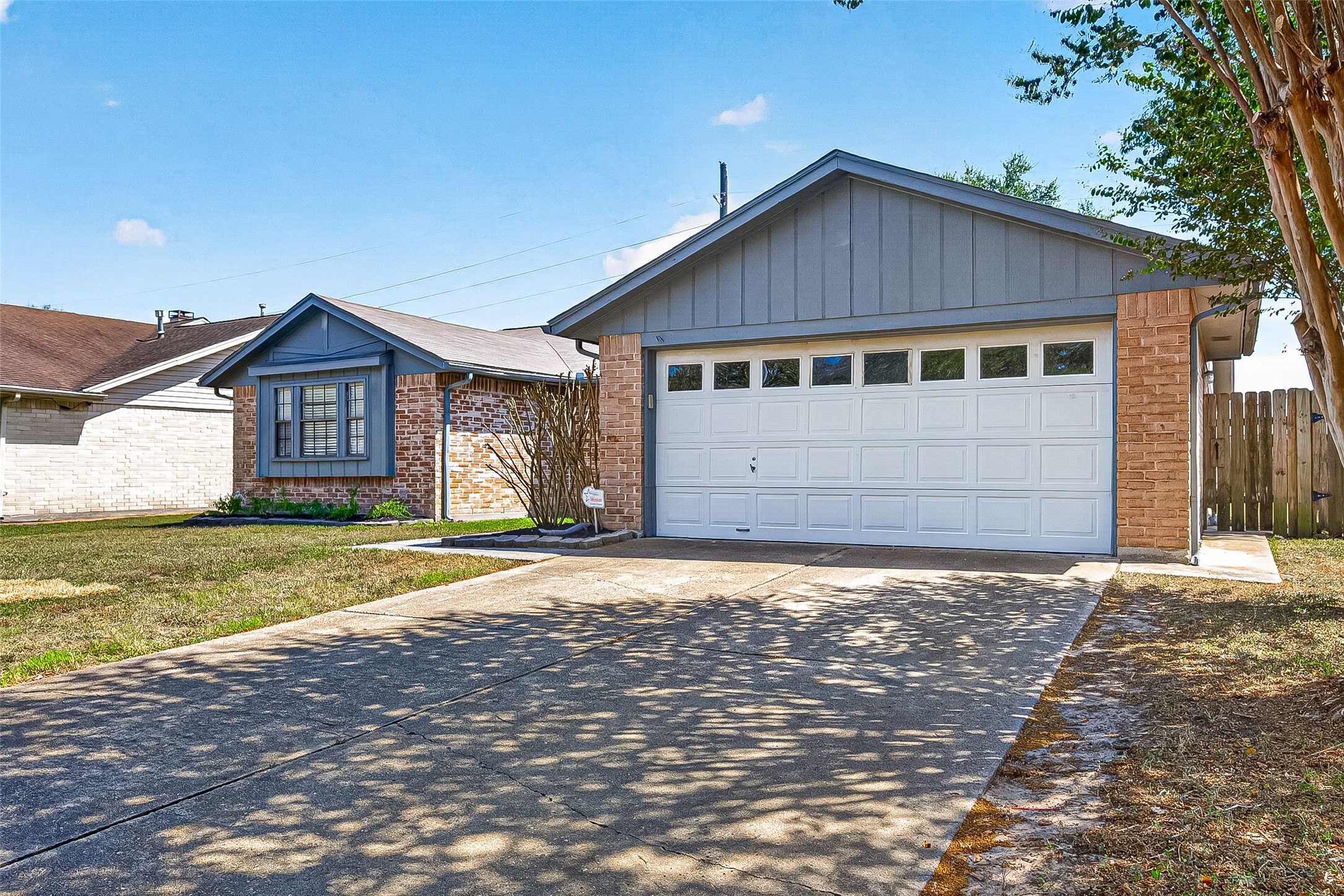 18735 Glen Briar Lane Property Photo 3