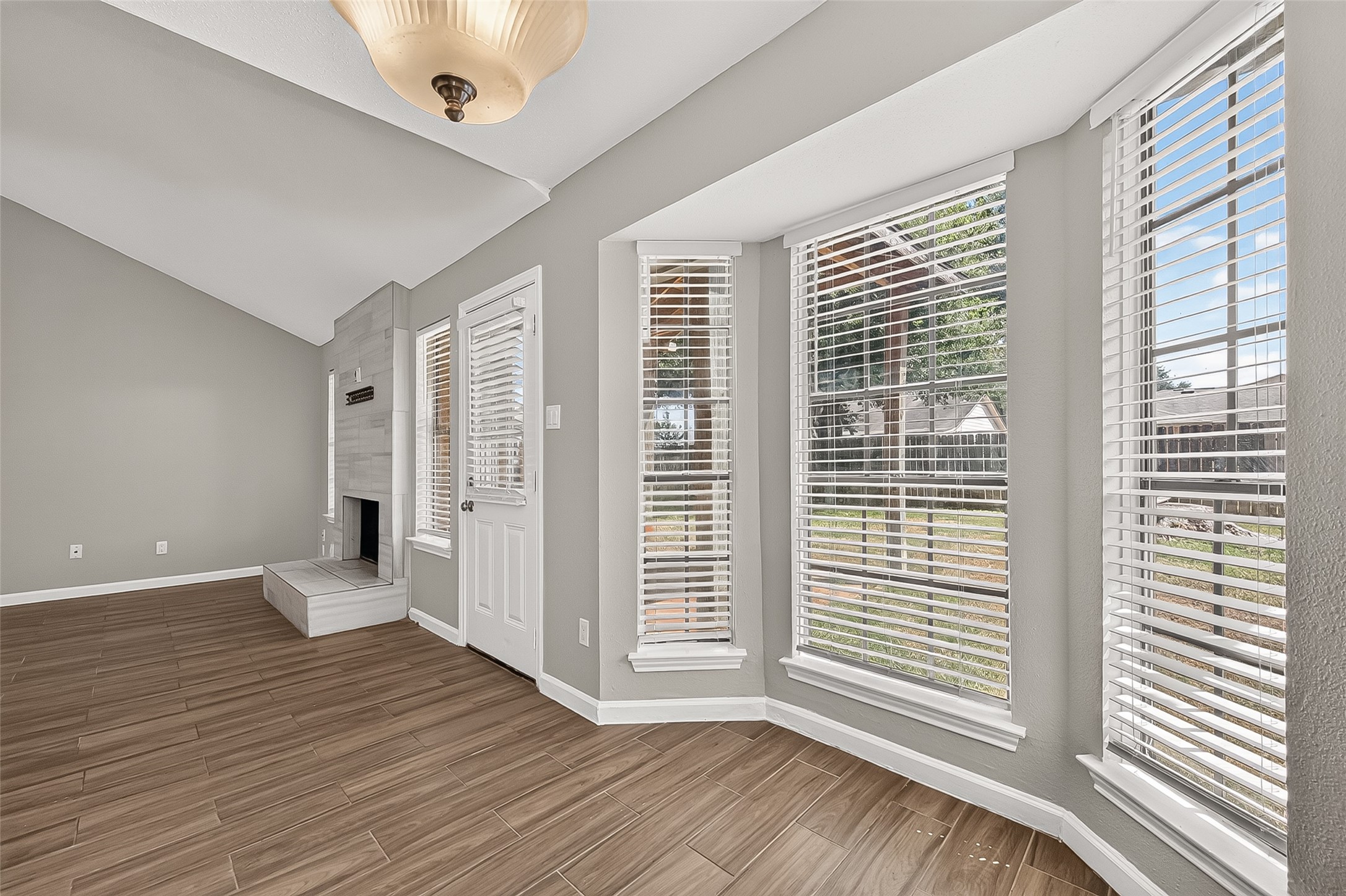 18735 Glen Briar Lane Property Photo 19