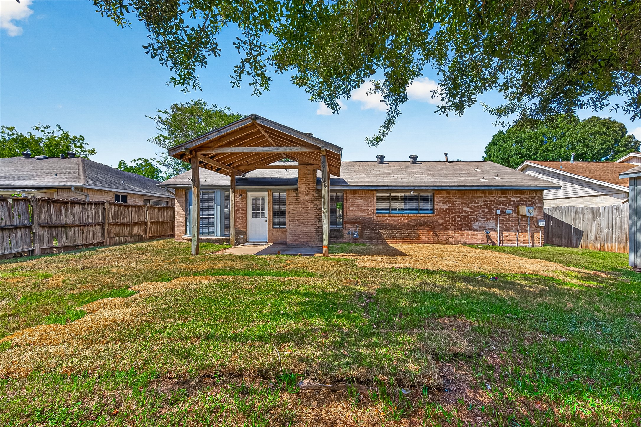 18735 Glen Briar Lane Property Photo 35