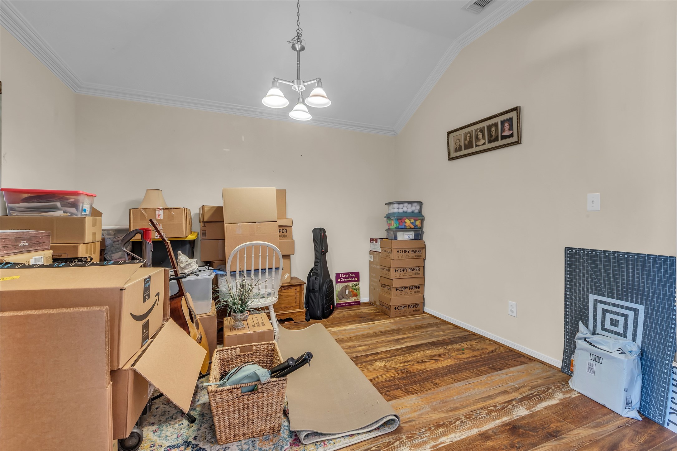 10711 Gilford Crest Drive Property Photo 11