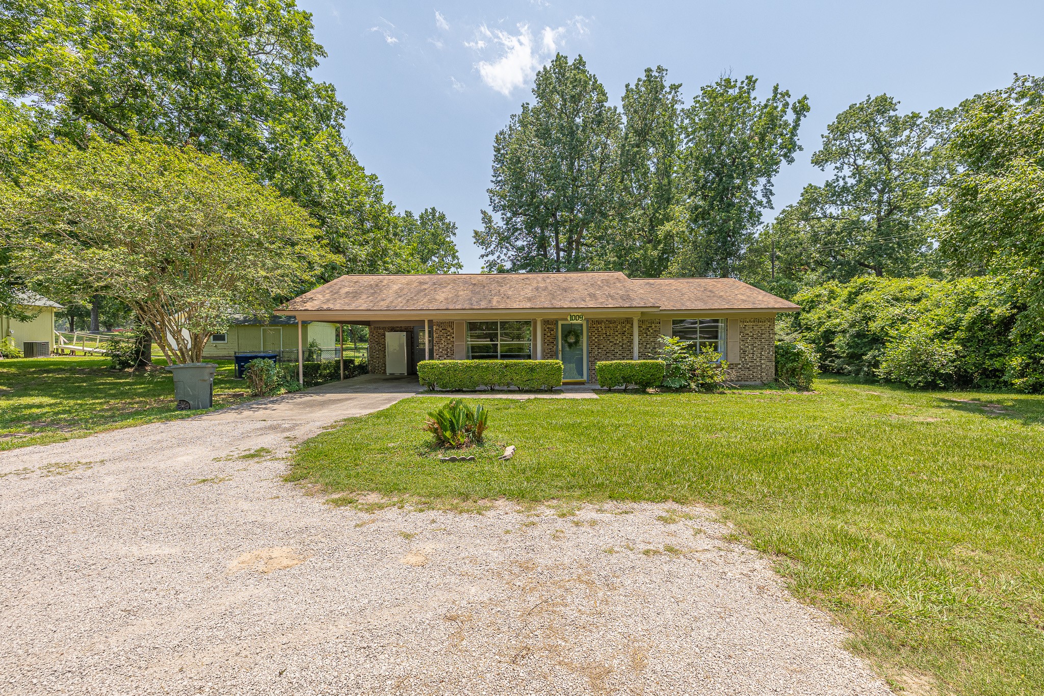 1009 Fish Hatchery Road Property Photo 1