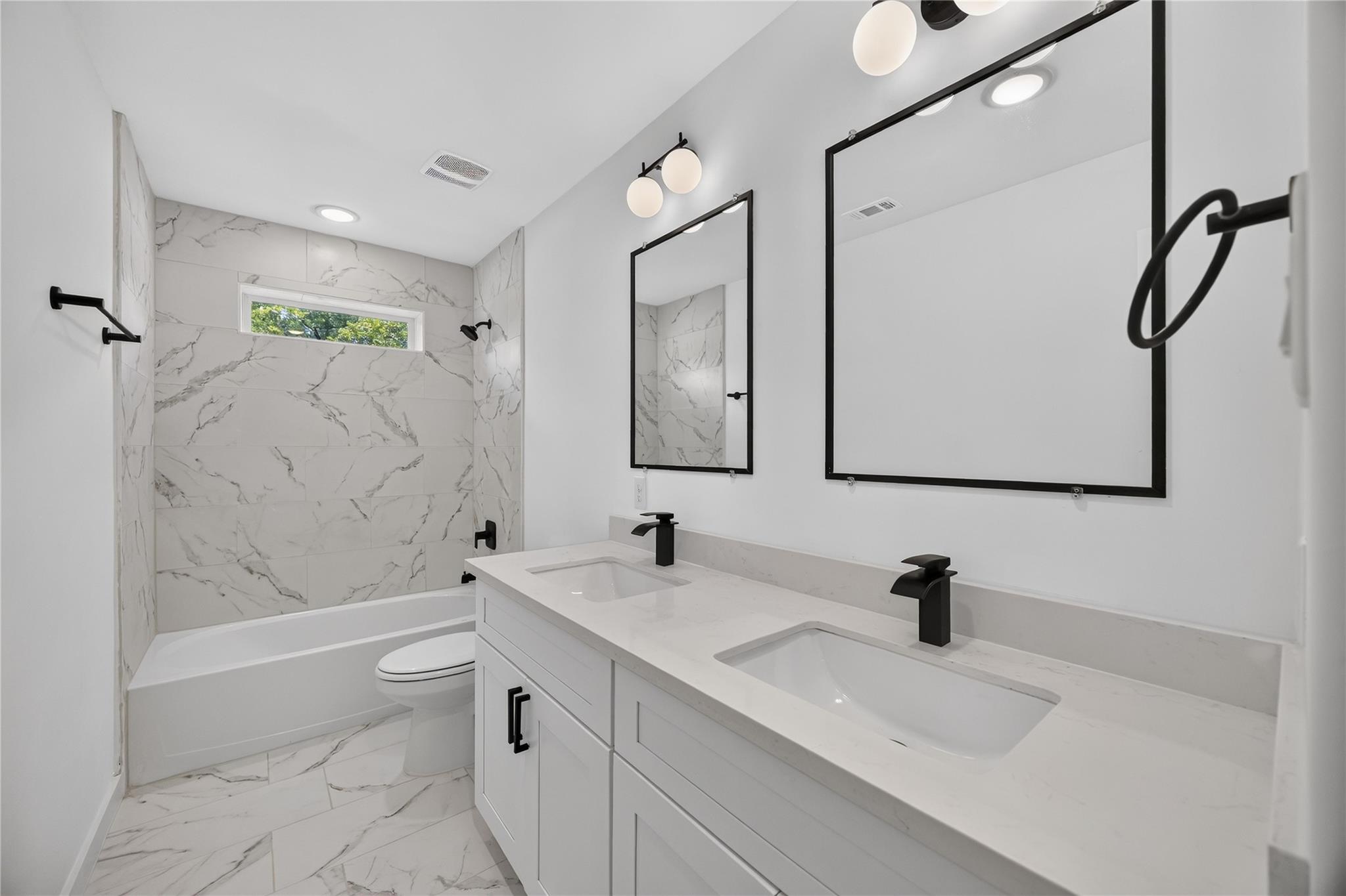 8208 Sterlingshire Street, Houston Tx 77078 Property Photo 21
