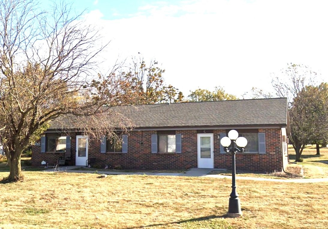 1012 Parkway Drive Property Photo 1