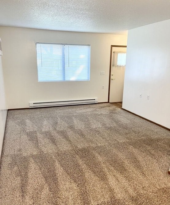 1012 Parkway Drive Property Photo 4