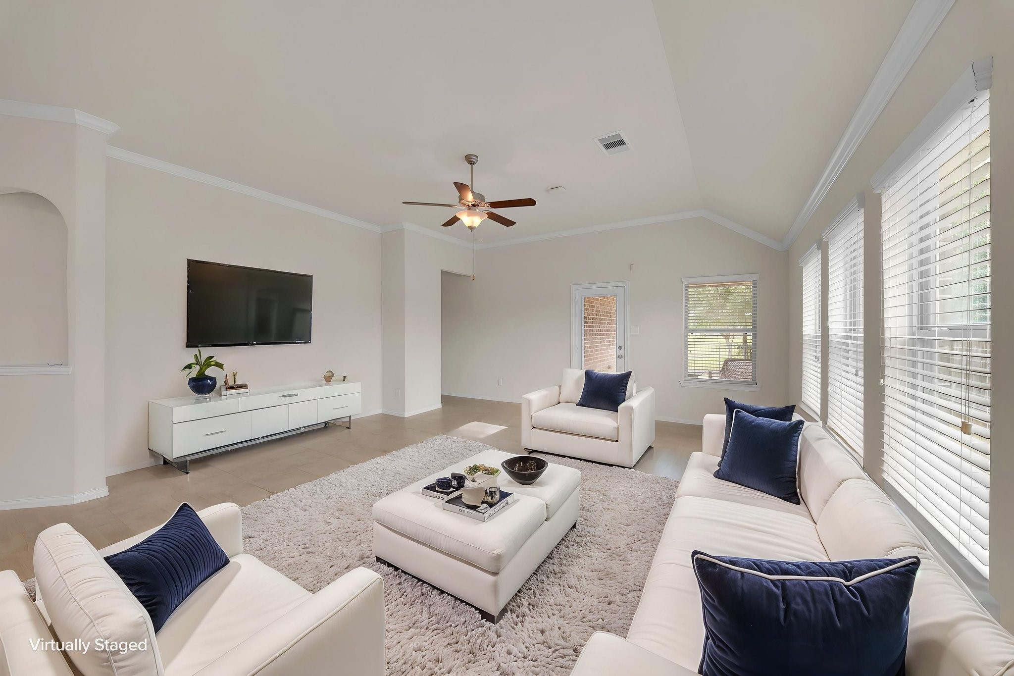 5002 Naples Grove Lane Property Photo 4