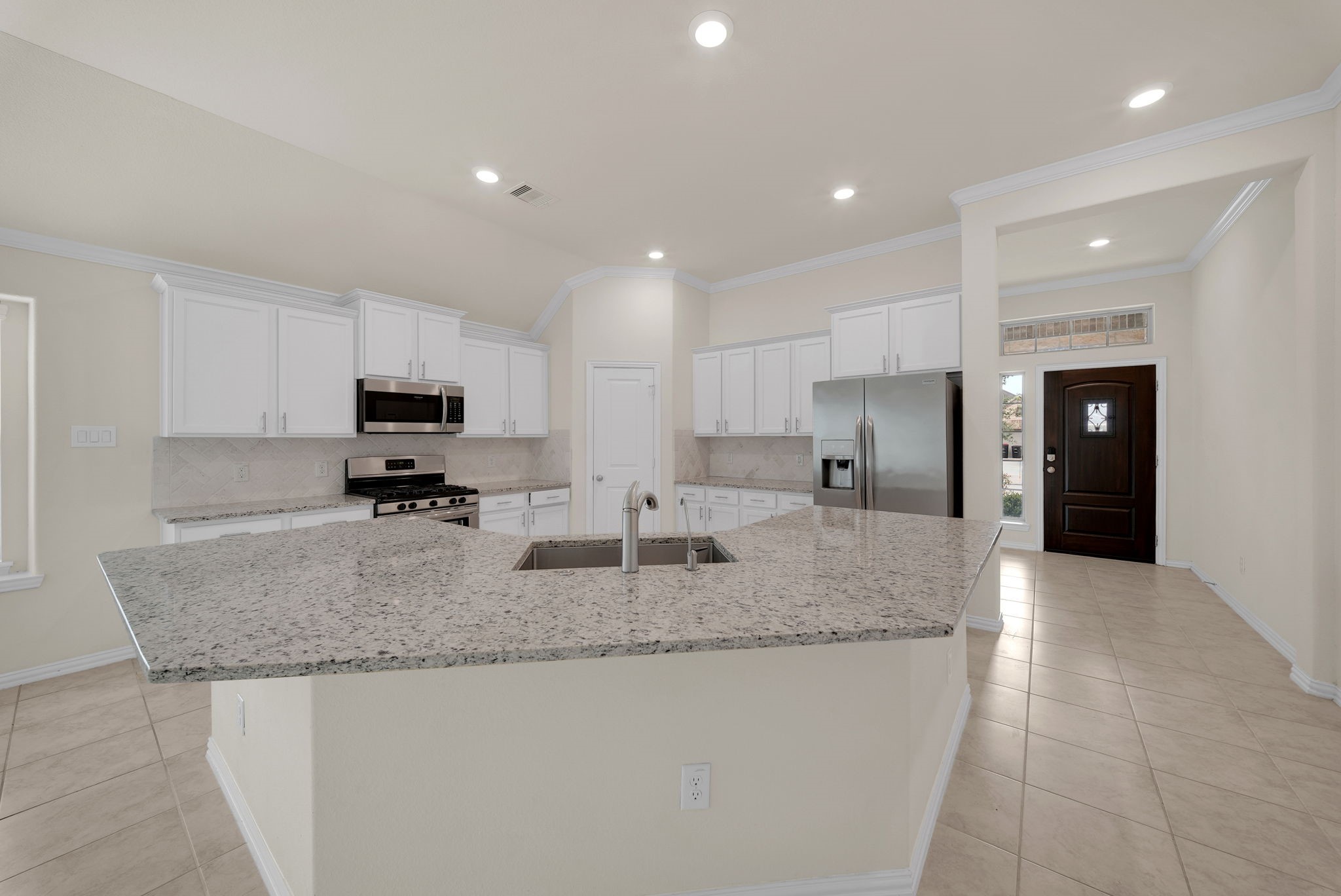 5002 Naples Grove Lane Property Photo 9