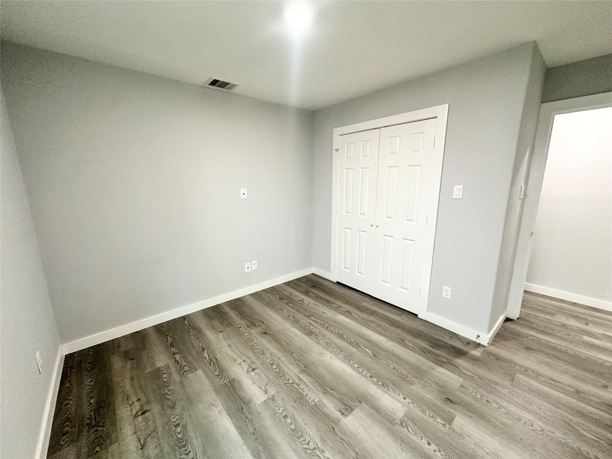8215 Crestview Drive A Property Photo 8