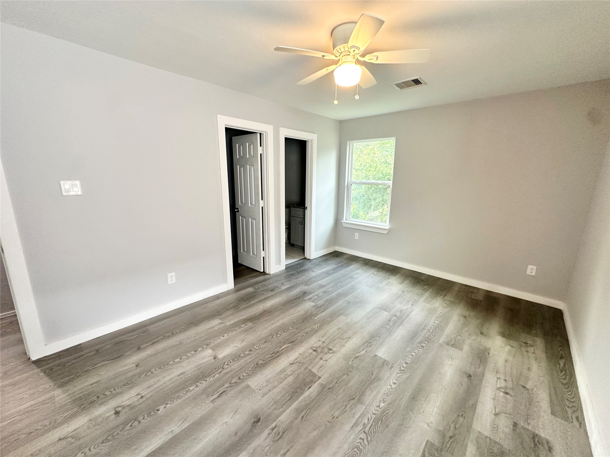 8215 Crestview Drive A Property Photo 15