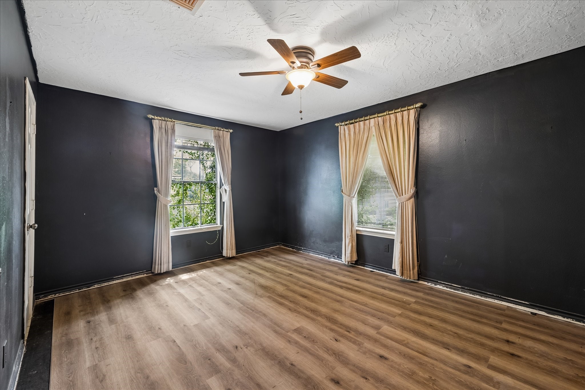 16222 Winchmore Hill Drive Property Photo 19