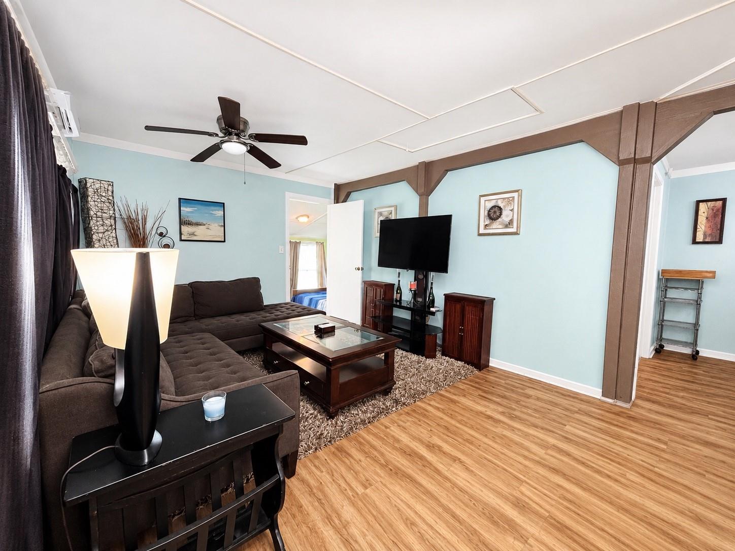 203 Mcneir Street, Anahuac Tx 77514 Property Photo 5