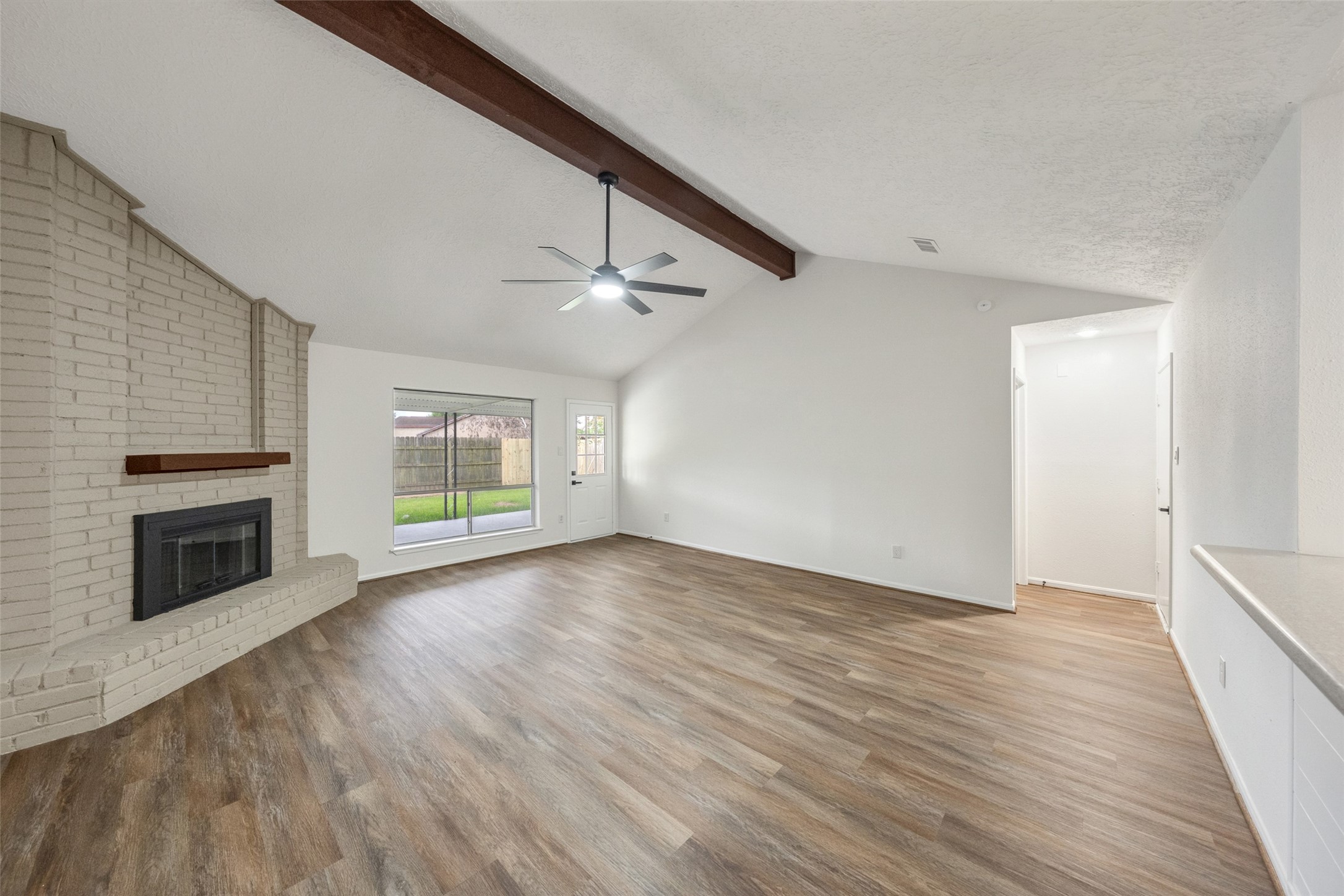 9014 Kirkmont Drive Property Photo 5