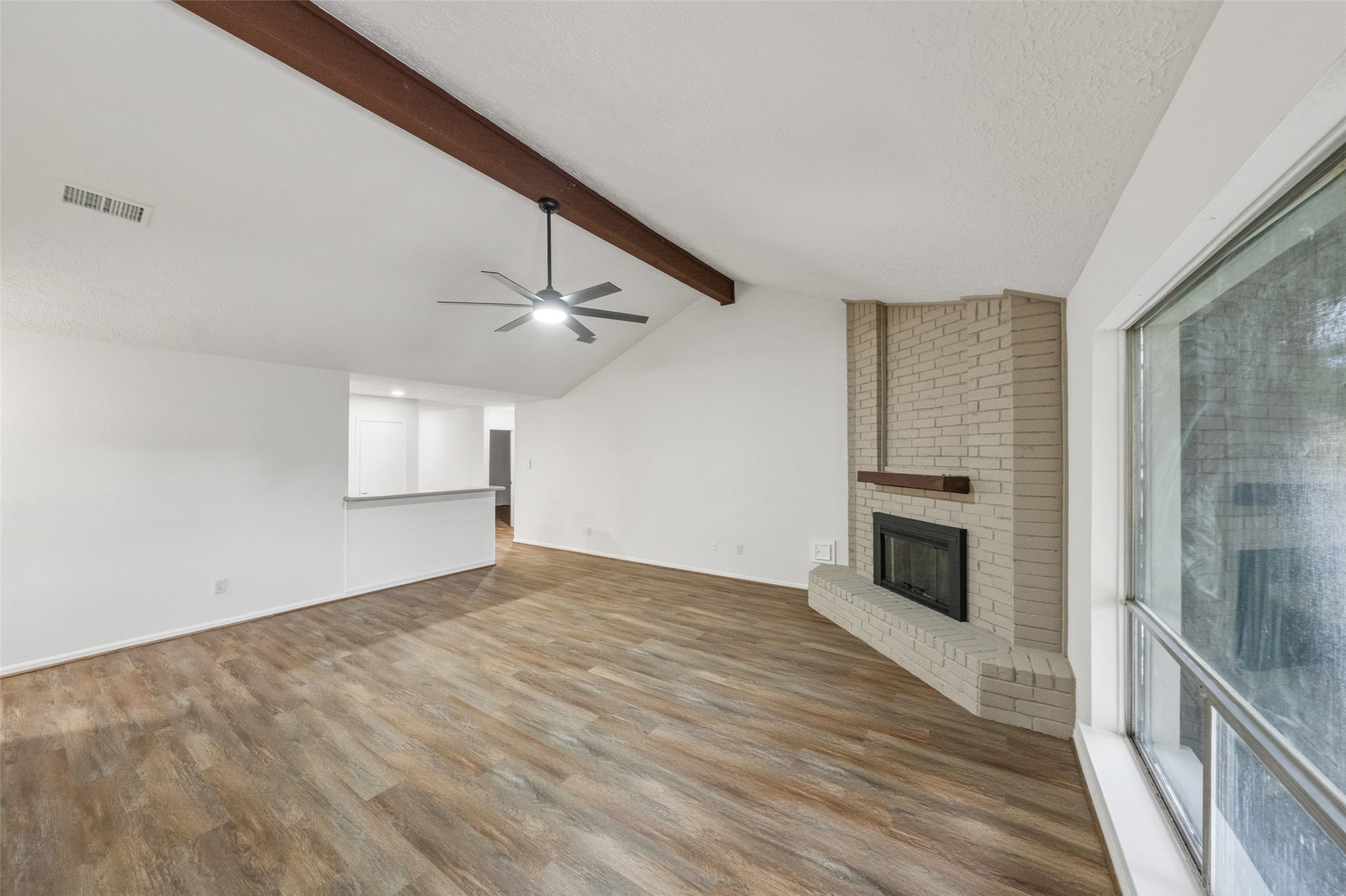 9014 Kirkmont Drive Property Photo 8
