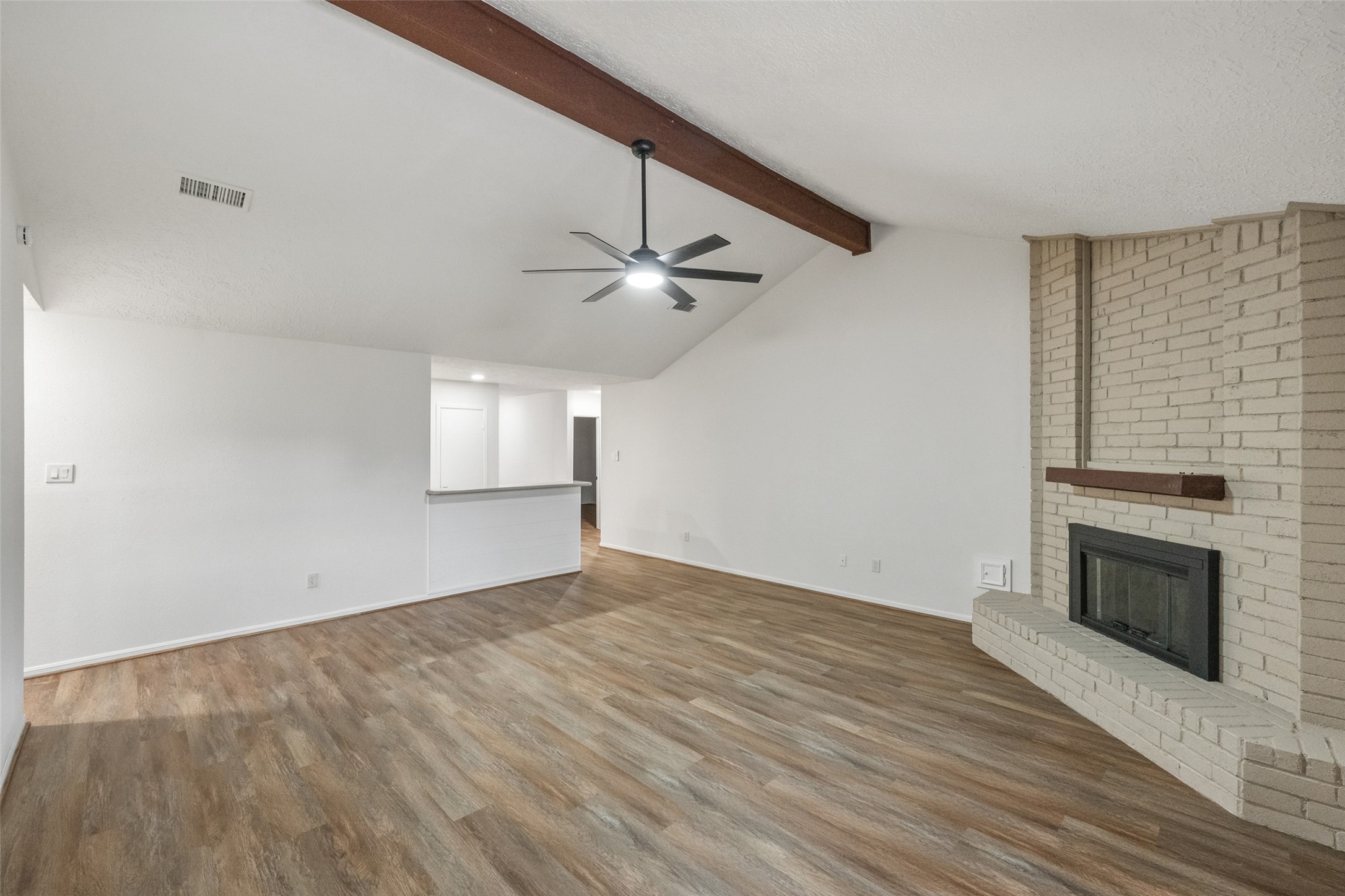 9014 Kirkmont Drive Property Photo 9