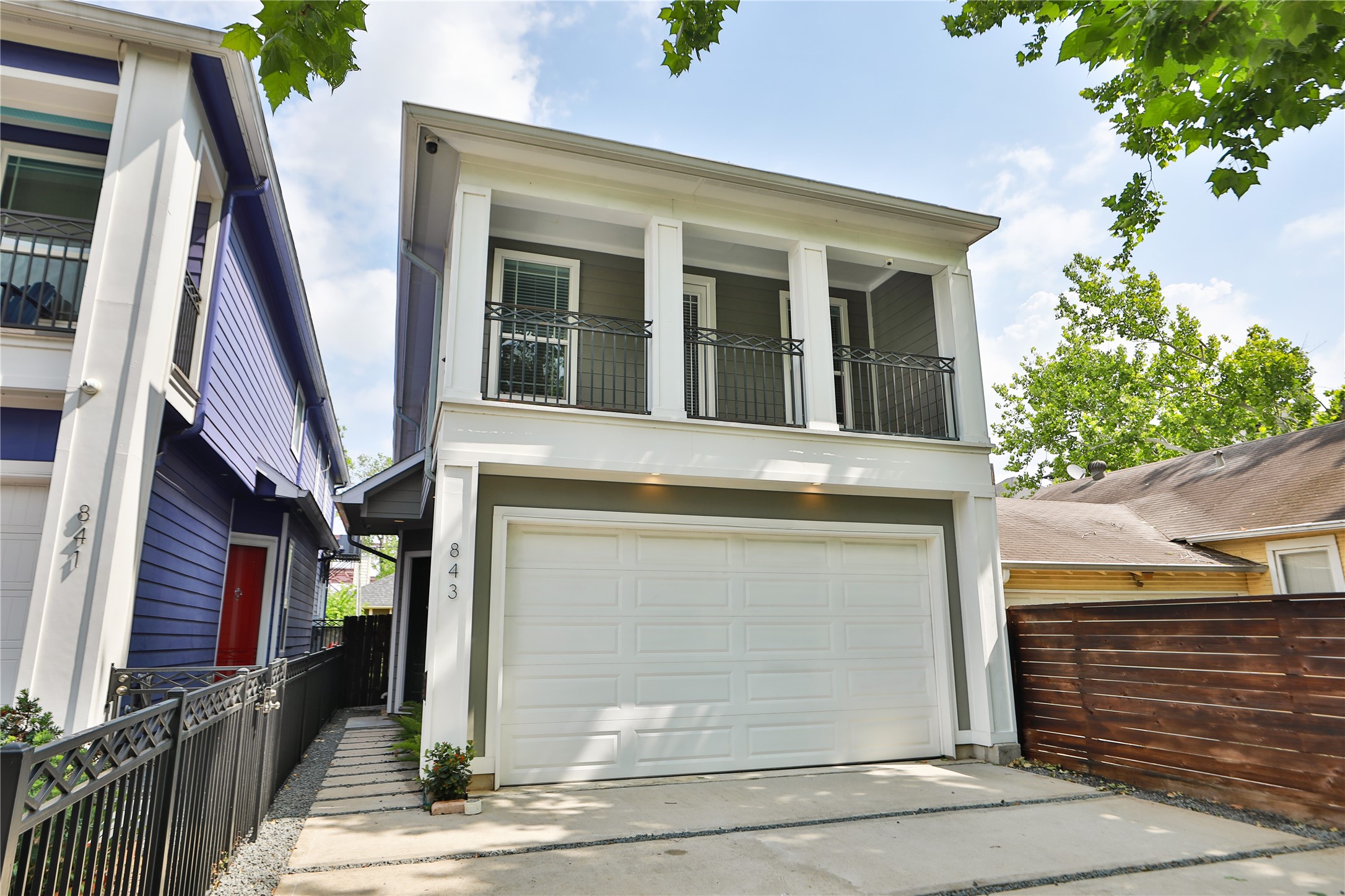 843 E 28th Street Property Photo