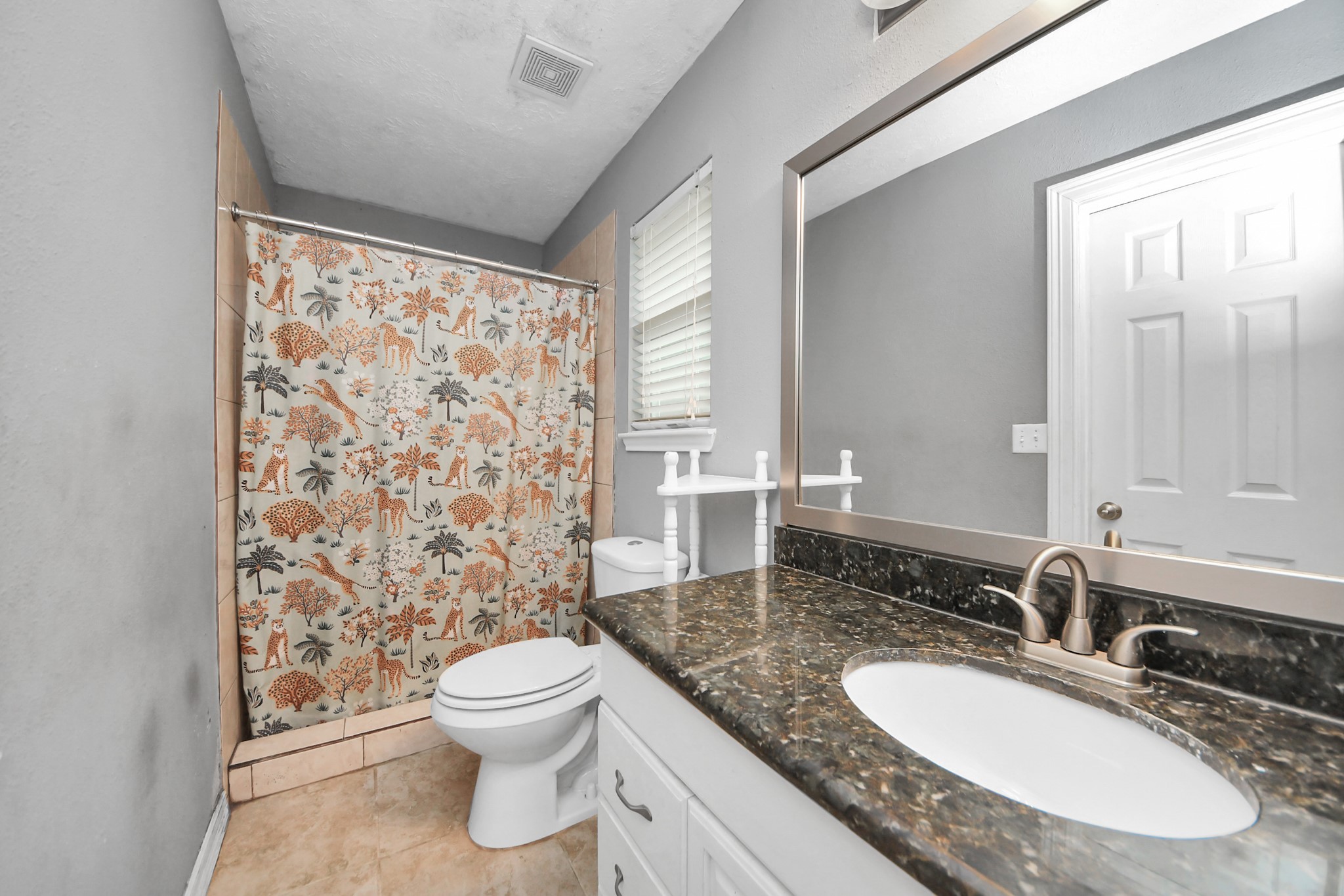 5534 Ambern Drive Property Photo 18