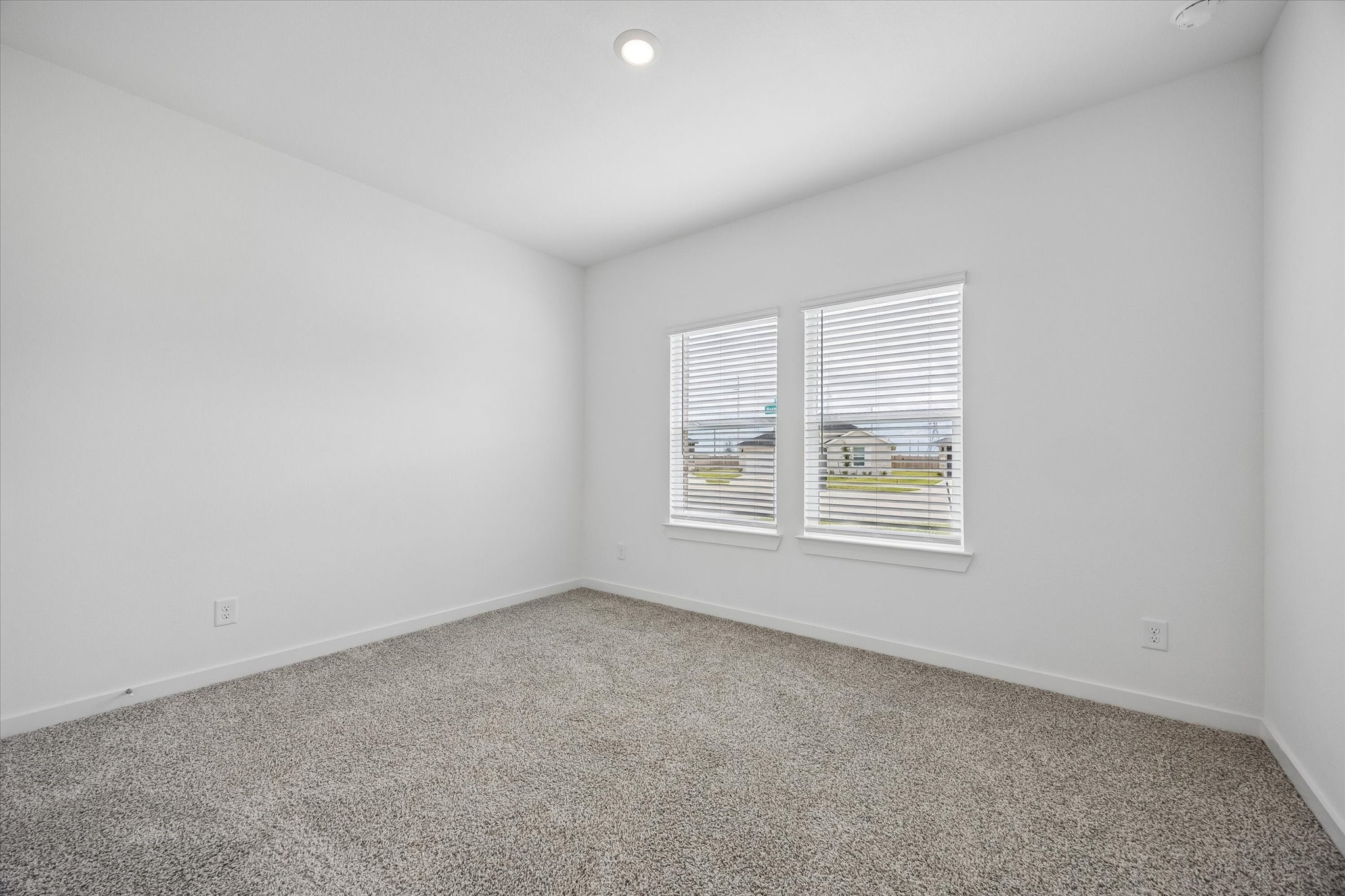 3306 Bonnie Heights Street Property Photo 12