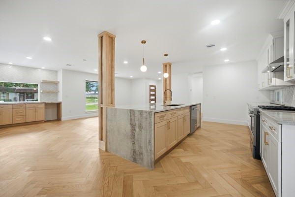 1903 Sedgie Drive Property Photo 10