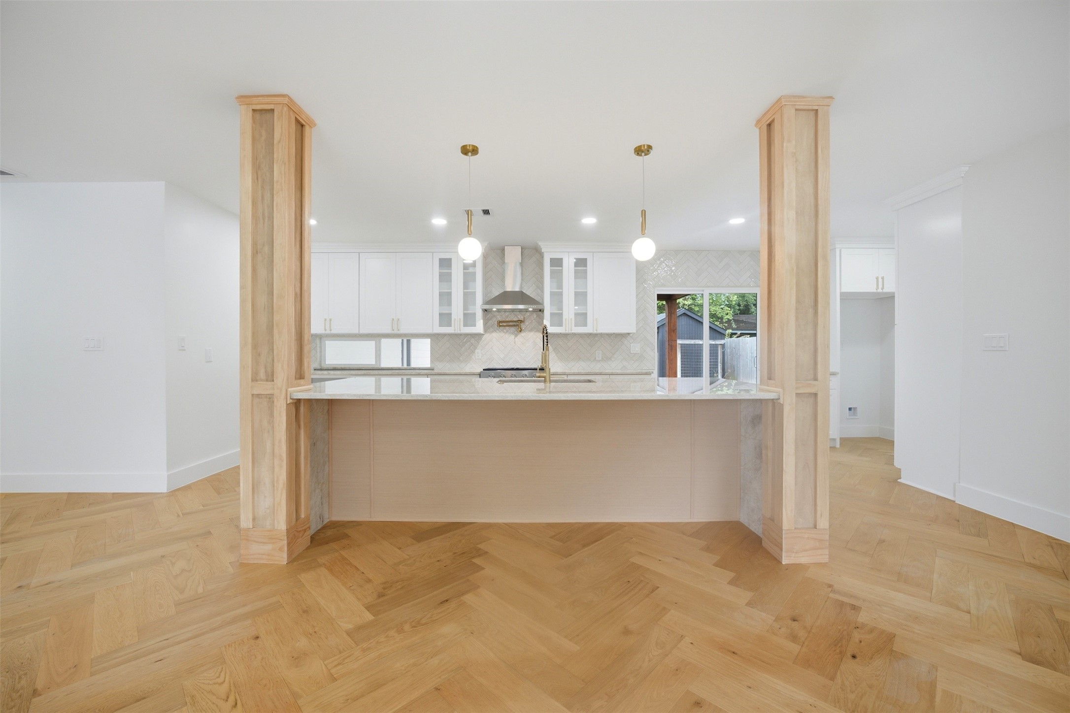 1903 Sedgie Drive Property Photo 11