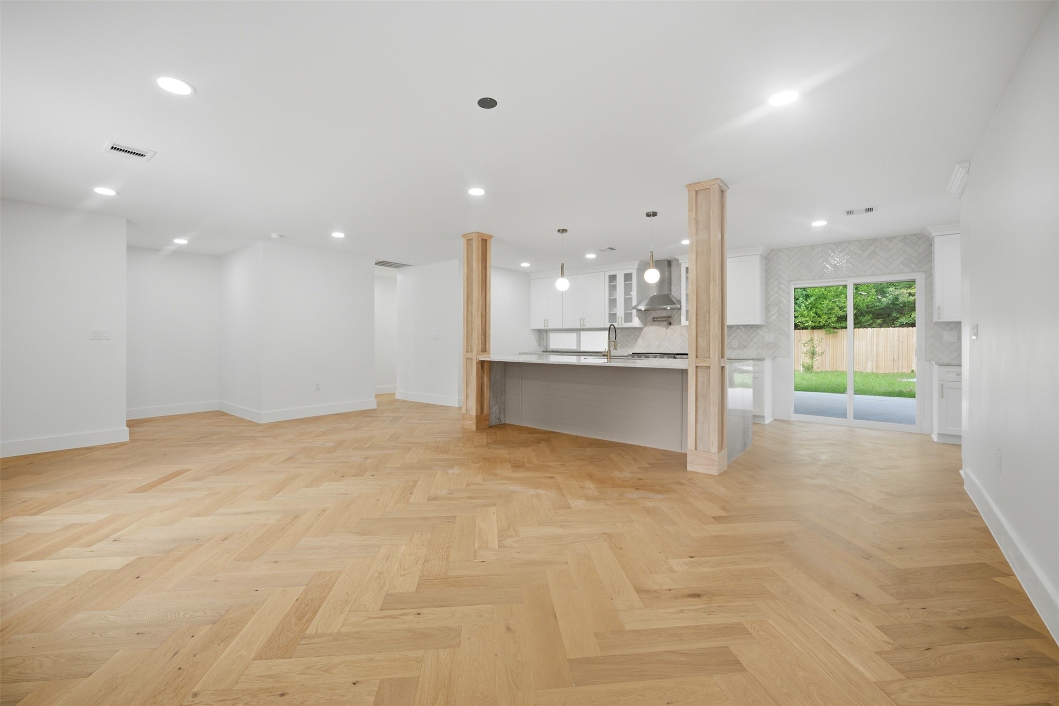 1903 Sedgie Drive Property Photo 12