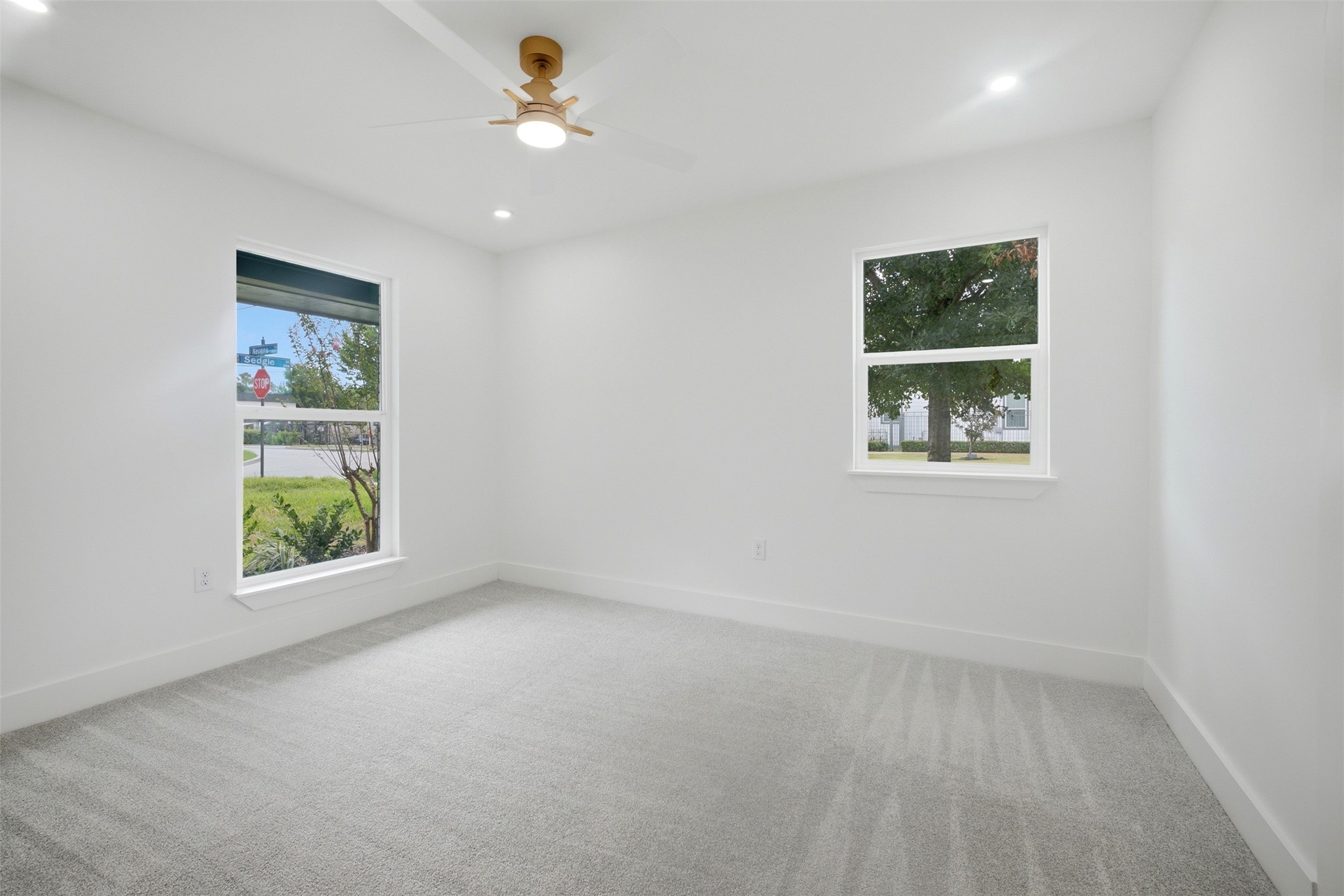 1903 Sedgie Drive Property Photo 22