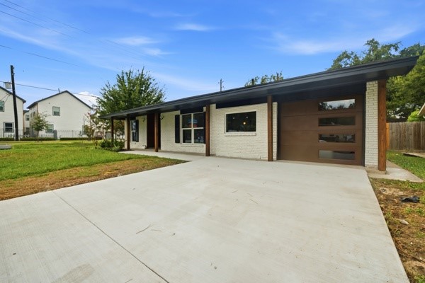 1903 Sedgie Drive Property Photo 24