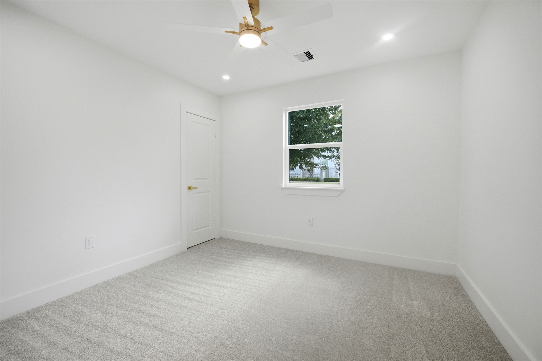 1903 Sedgie Drive Property Photo 24