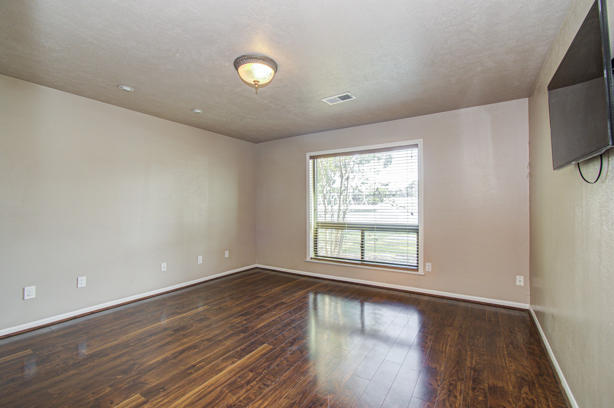 16214 Coral Bay Street Property Photo 29