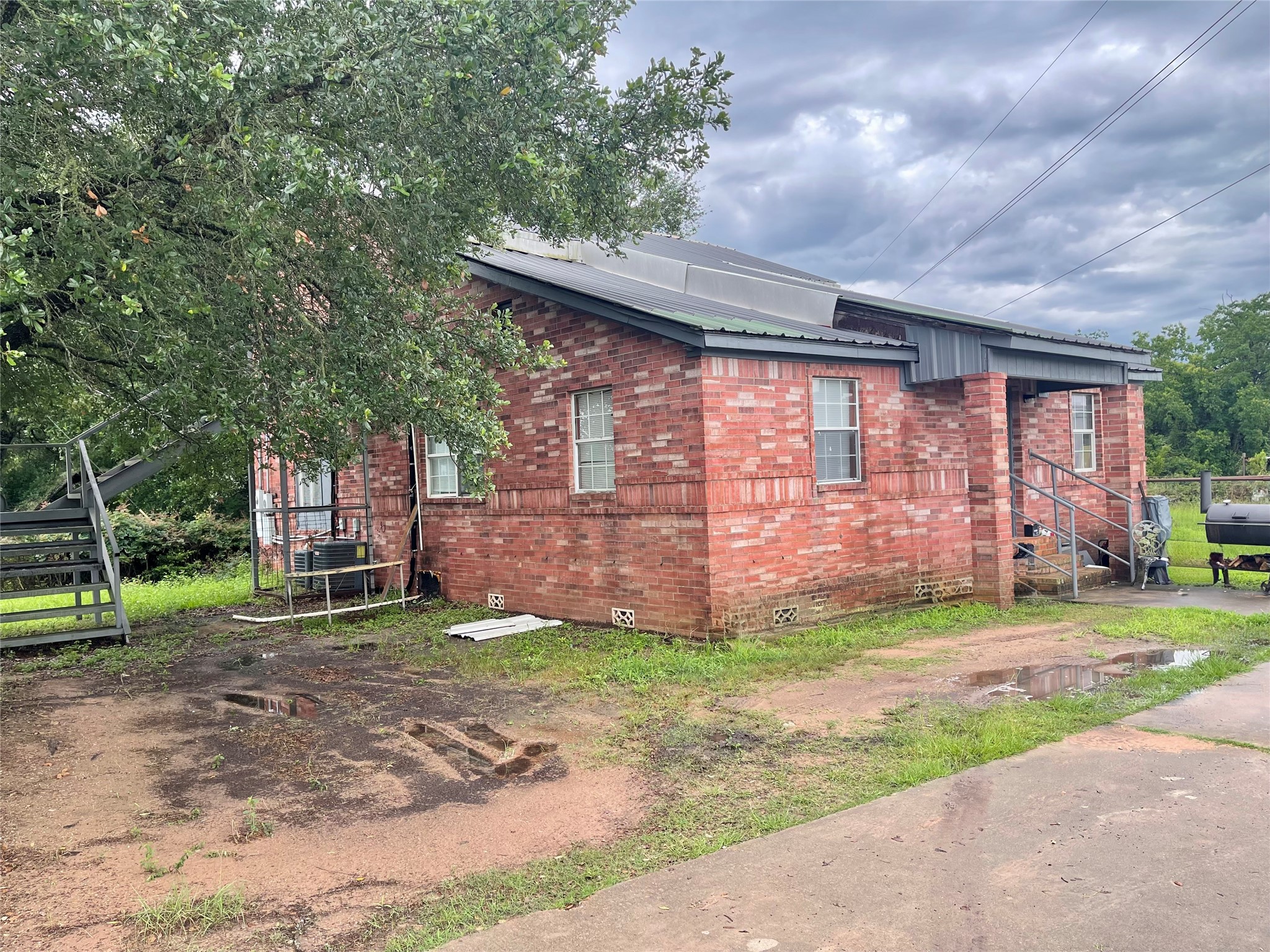 20661 Cochran Road Property Photo 1