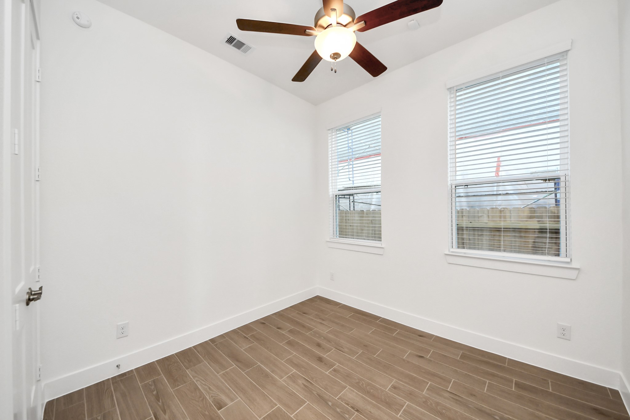 25026 Midnight Willow Property Photo 10