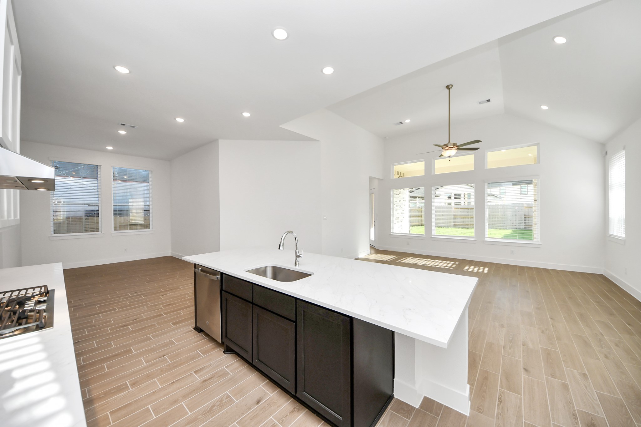 25026 Midnight Willow Property Photo 17