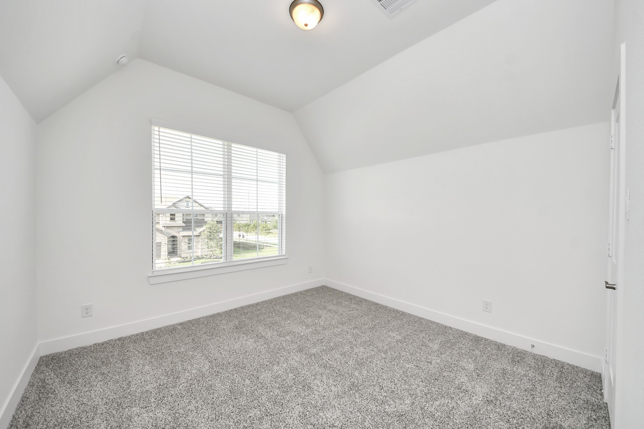 25026 Midnight Willow Property Photo 37