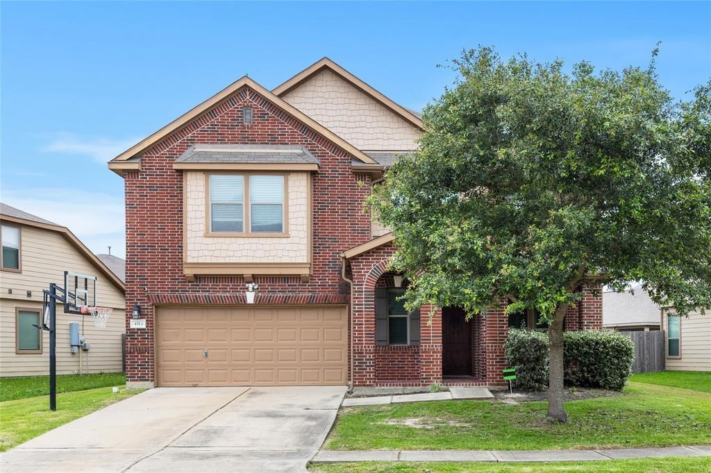 4315 Foster Gardens Lane Property Photo 1