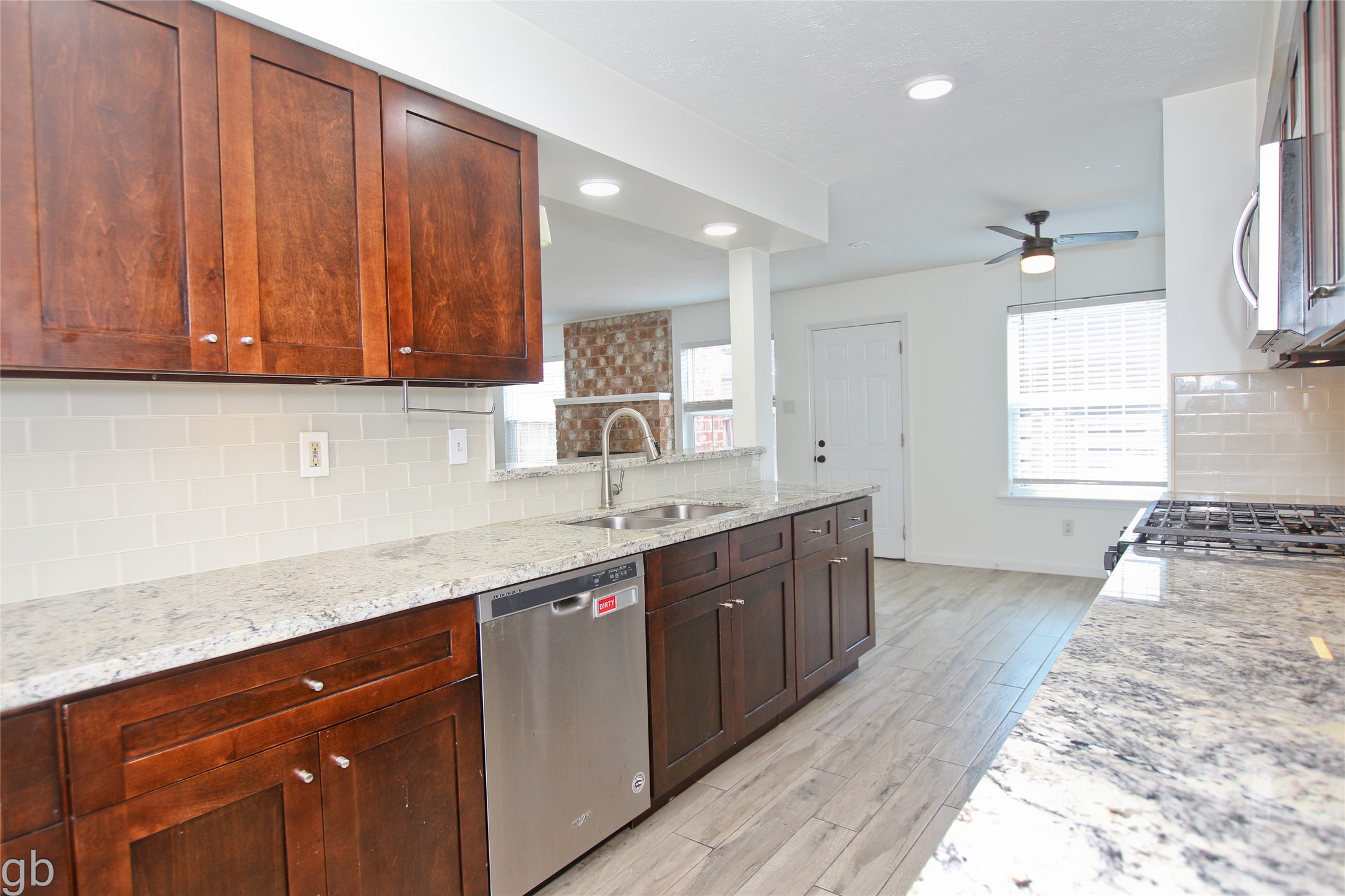 11568 S Kirkwood Road Property Photo 6