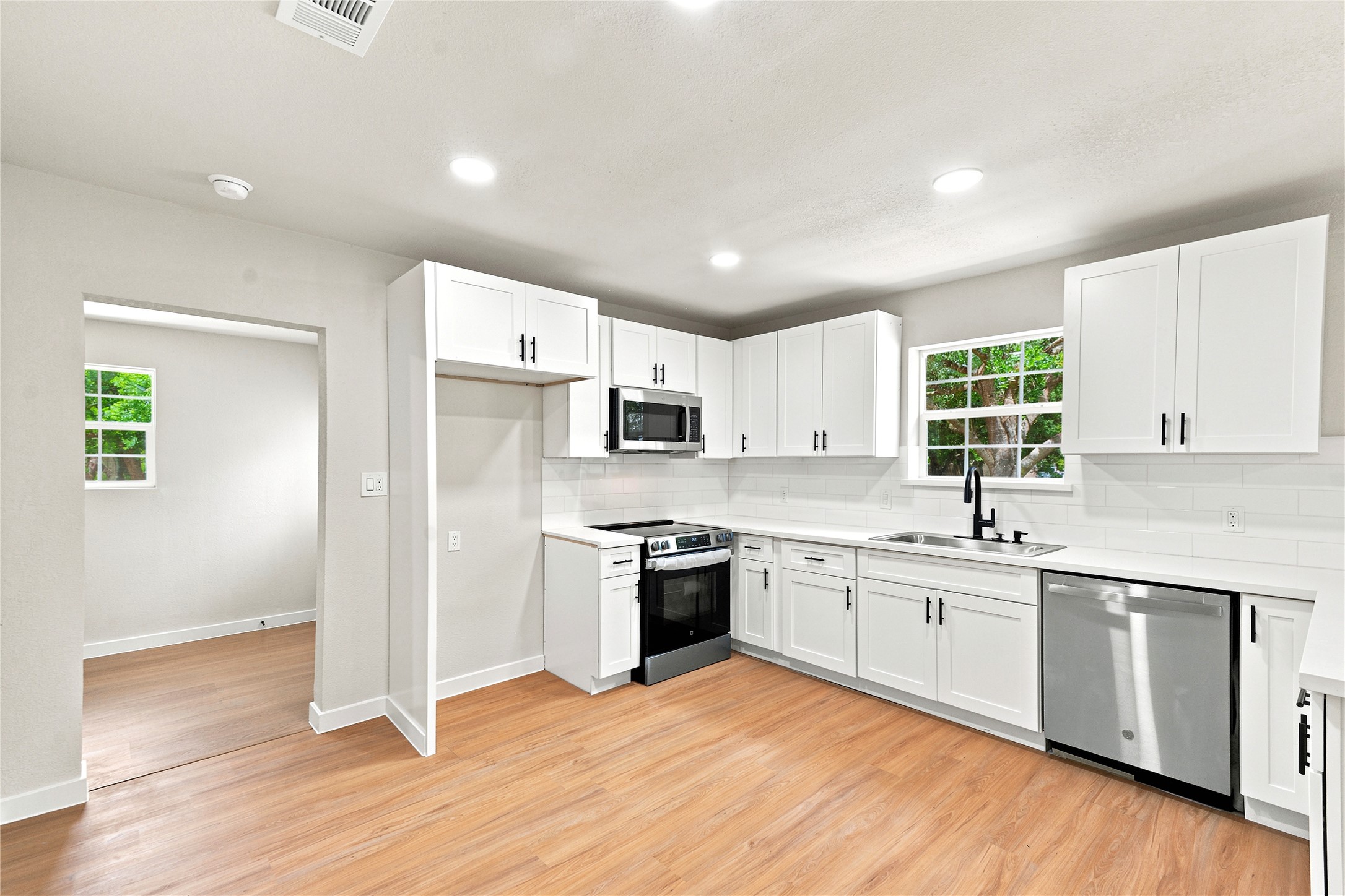 8414 Schiro Road Property Photo 12