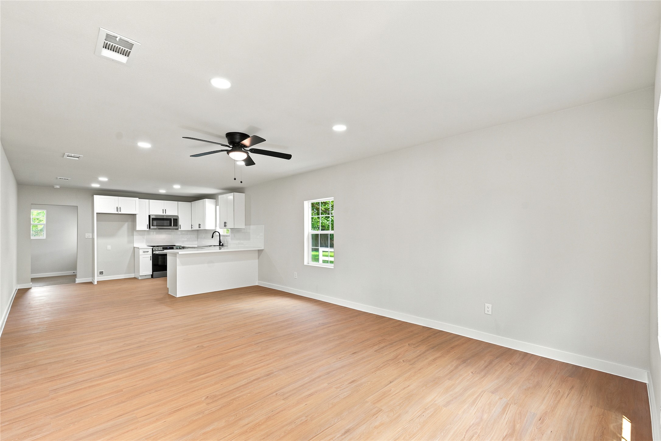 8414 Schiro Road Property Photo 14