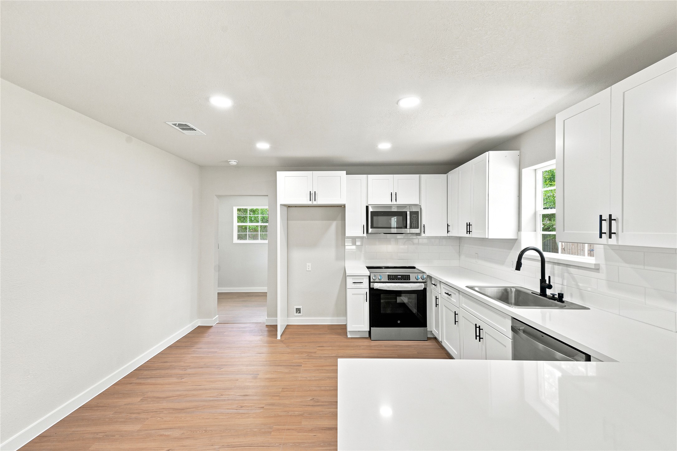 8414 Schiro Road Property Photo 16