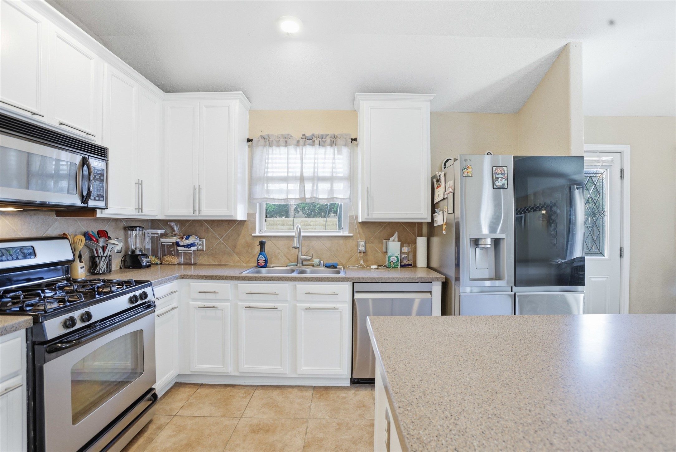 11402 Overland Trail Drive Property Photo 20
