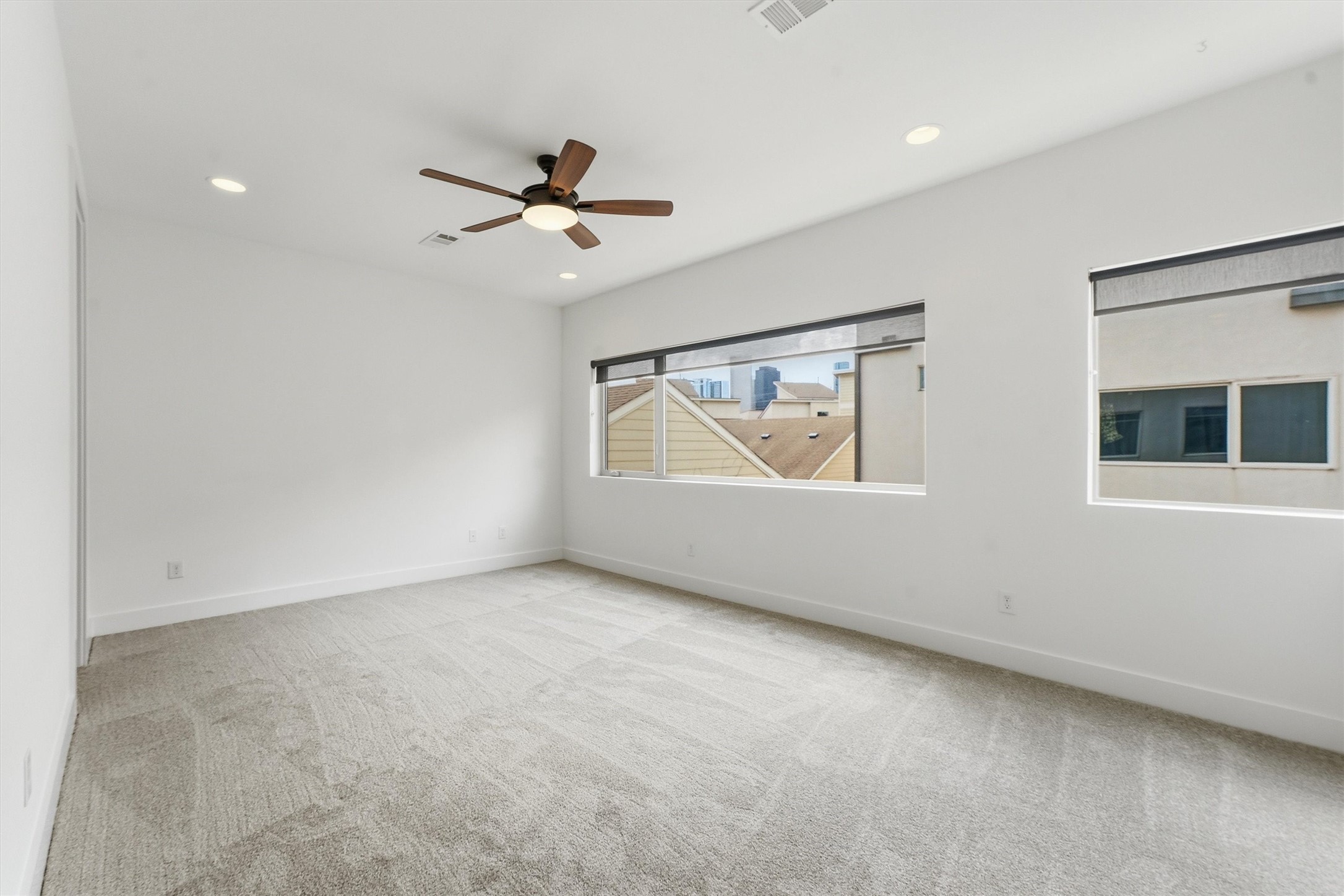 2338 Commerce Street Property Photo 21