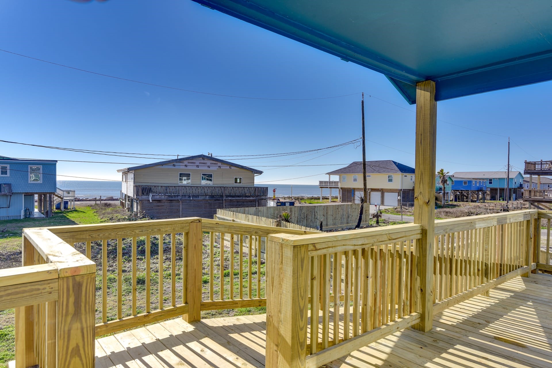 415 Seashell Drive Property Photo 3