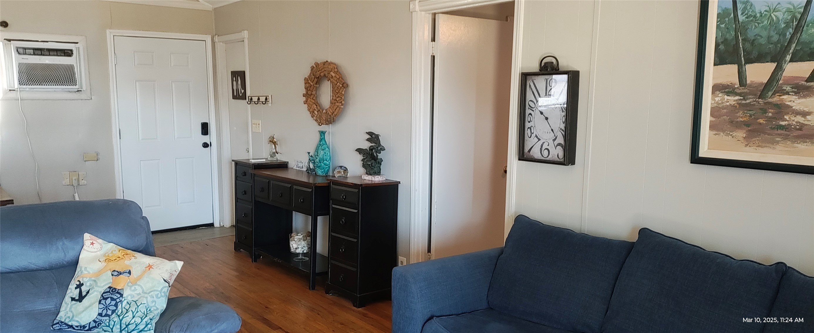 415 Seashell Drive Property Photo 8