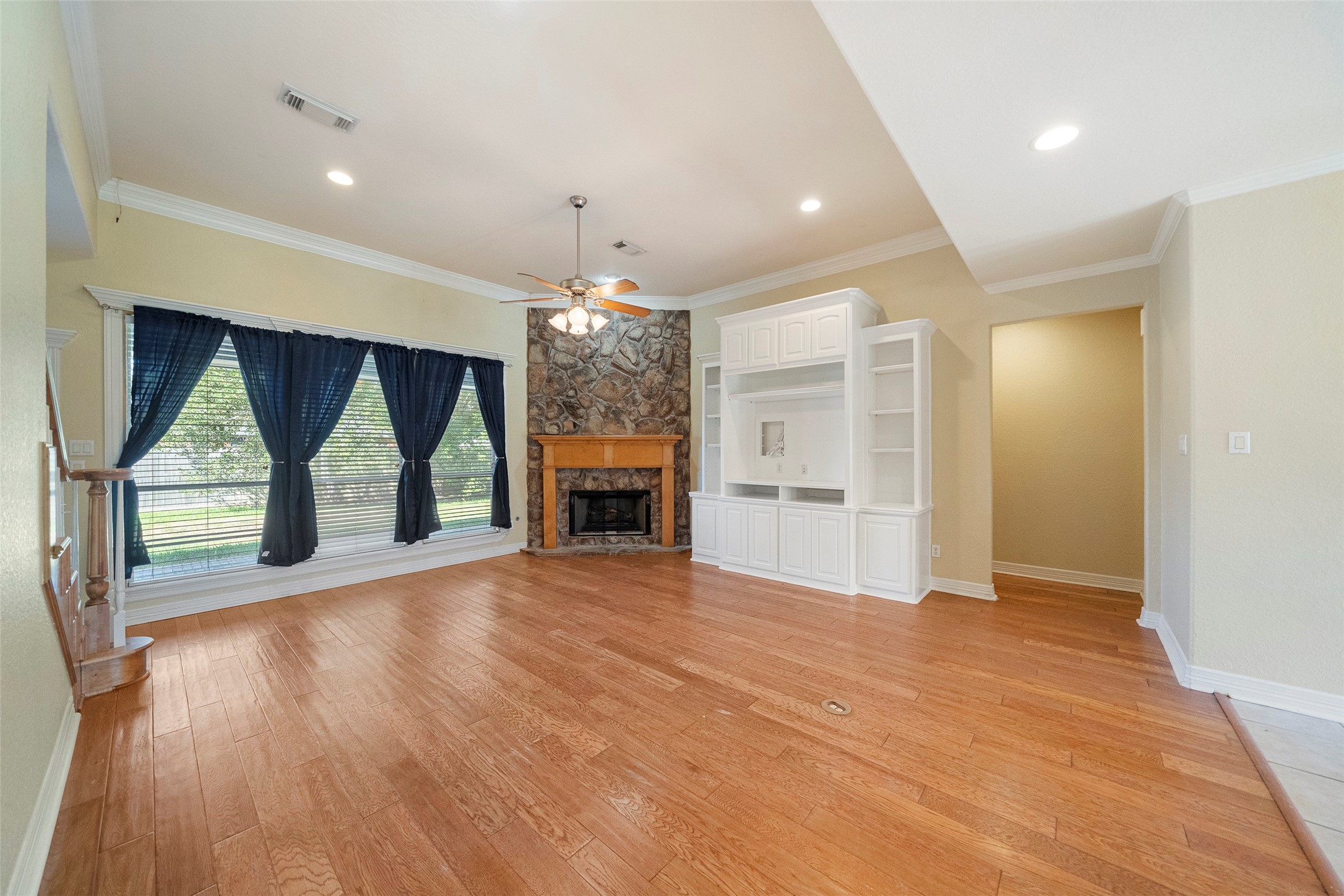 2422 Turberry Drive Property Photo 13