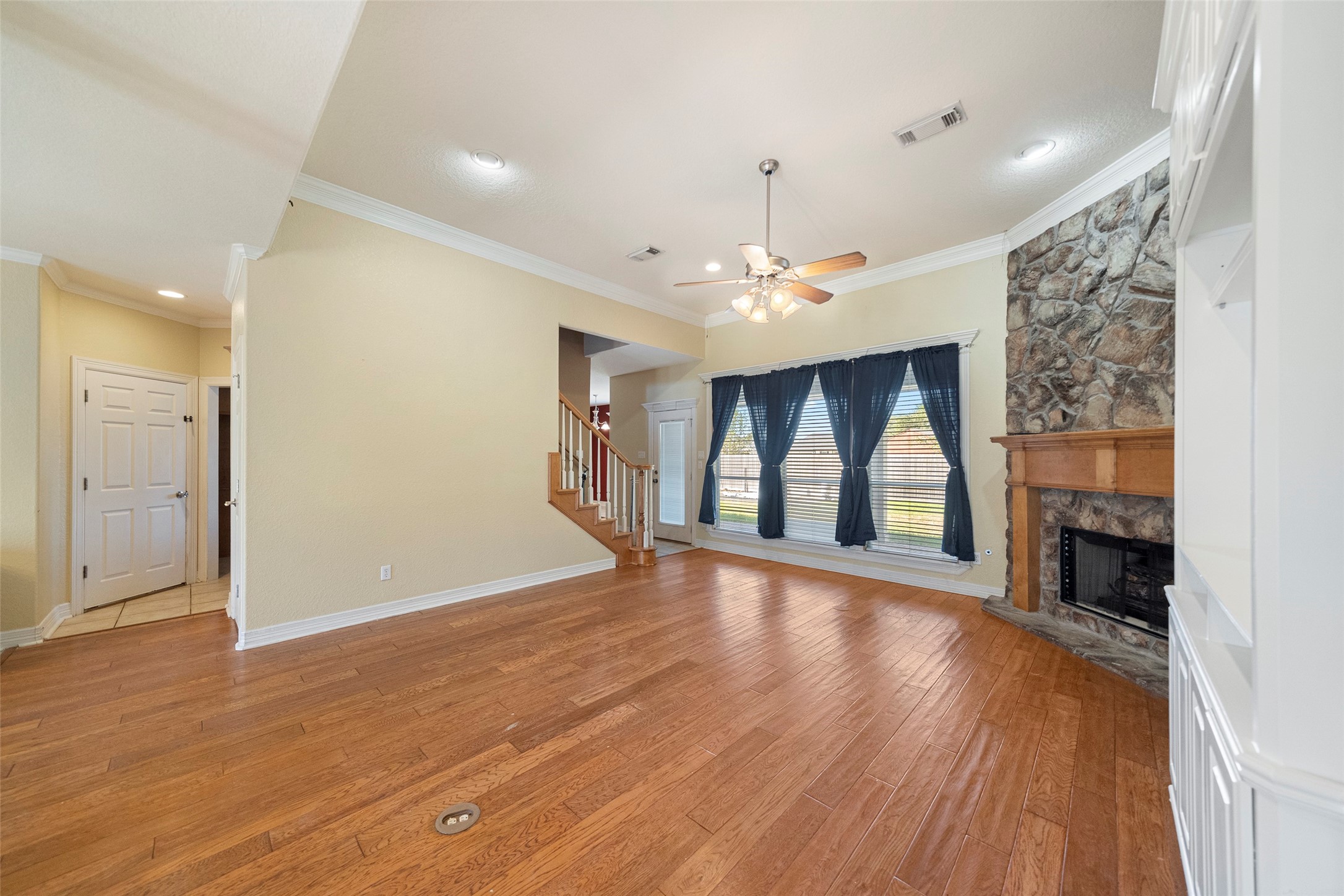 2422 Turberry Drive Property Photo 14
