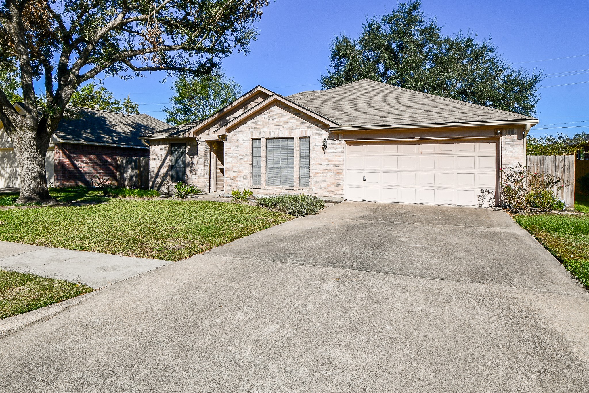 1014 Northside Drive Property Photo