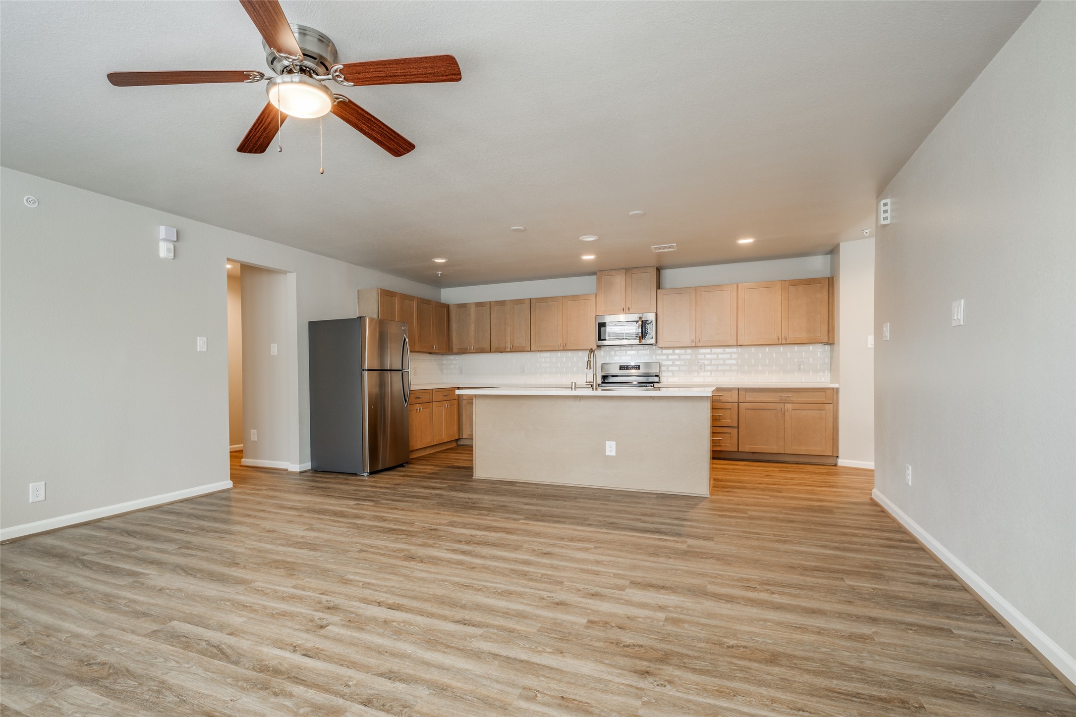 211 Park Place Circle D Property Photo 6