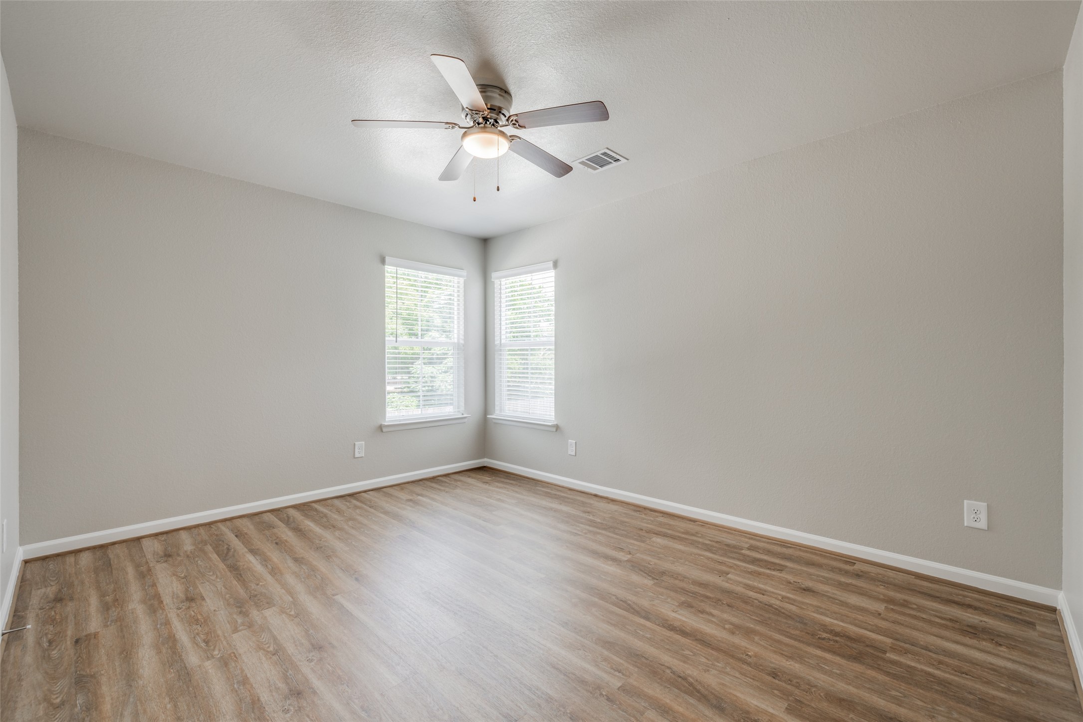 211 Park Place Circle D Property Photo 13