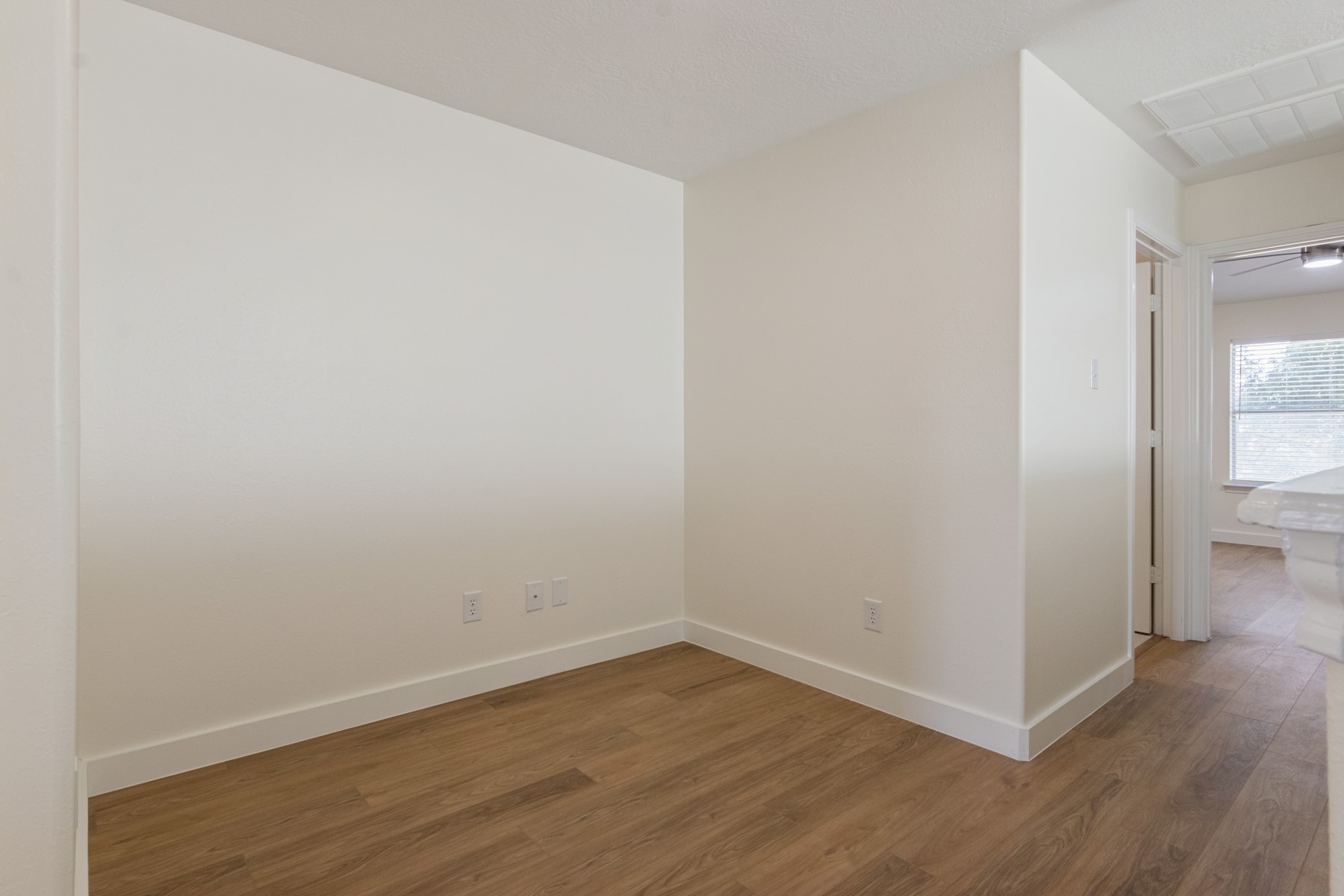 13167 Peppergate Lane Property Photo 13